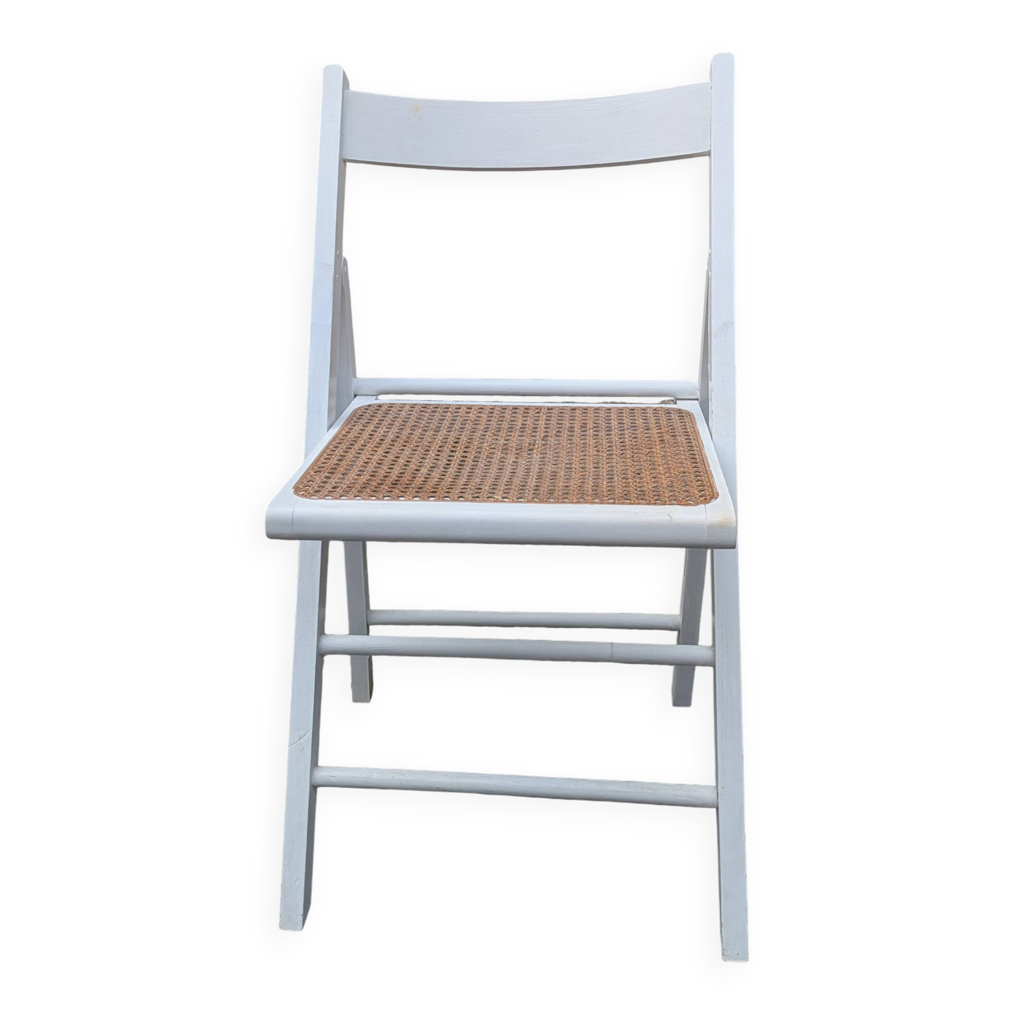 Vintage folding chair in white wood with wicker seat