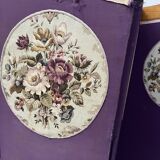 Four-panel screen decorated with an oval tapestry from the 20th century.