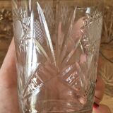Verres ciselés sculptés vintage