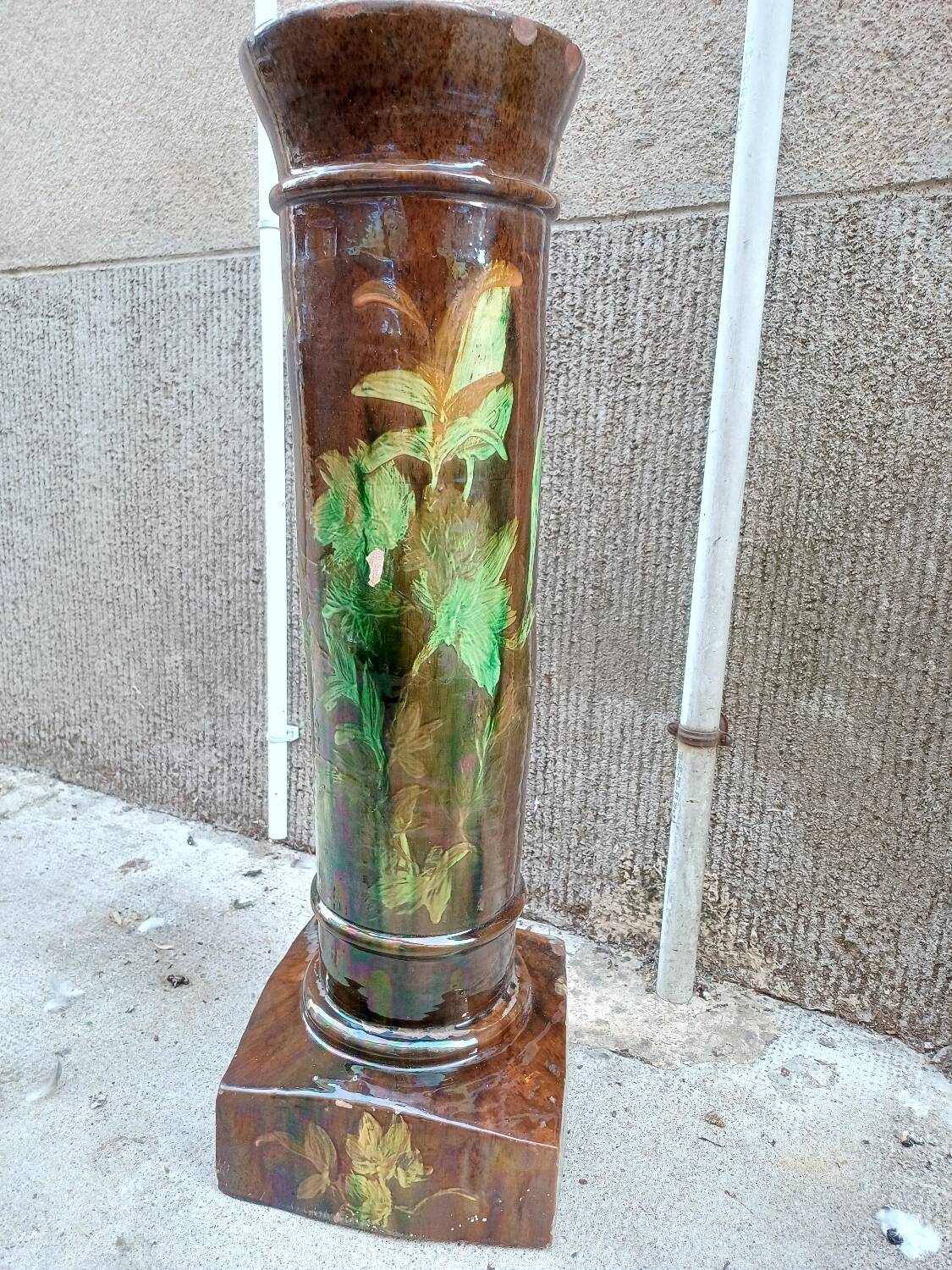 Large ceramic vase on a column, 1.49 meters tall, circa 1900, in its original condition.