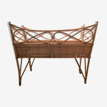 Rattan baby bed