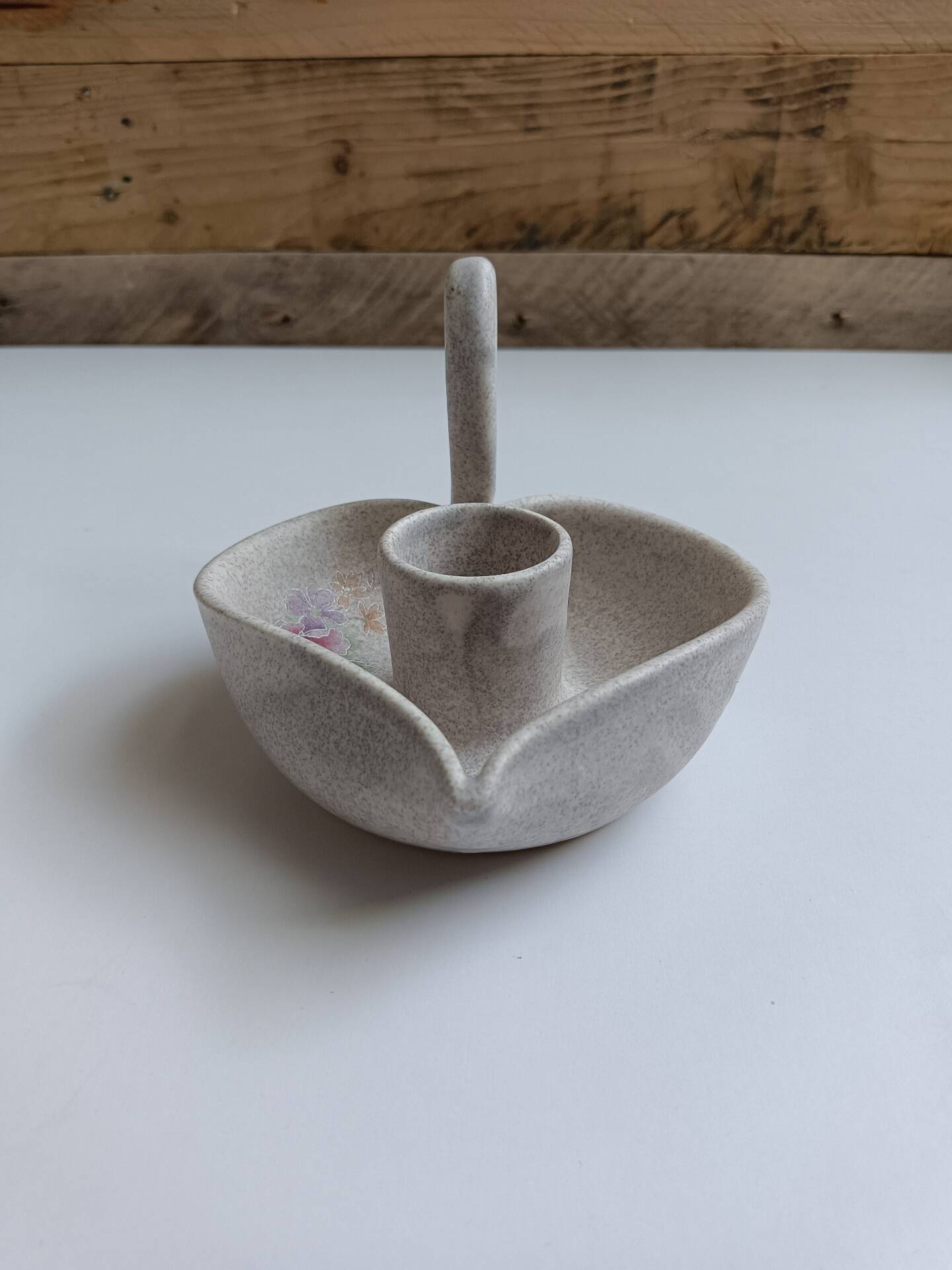 Vallauris grey candle holder with pink flowers, signed.