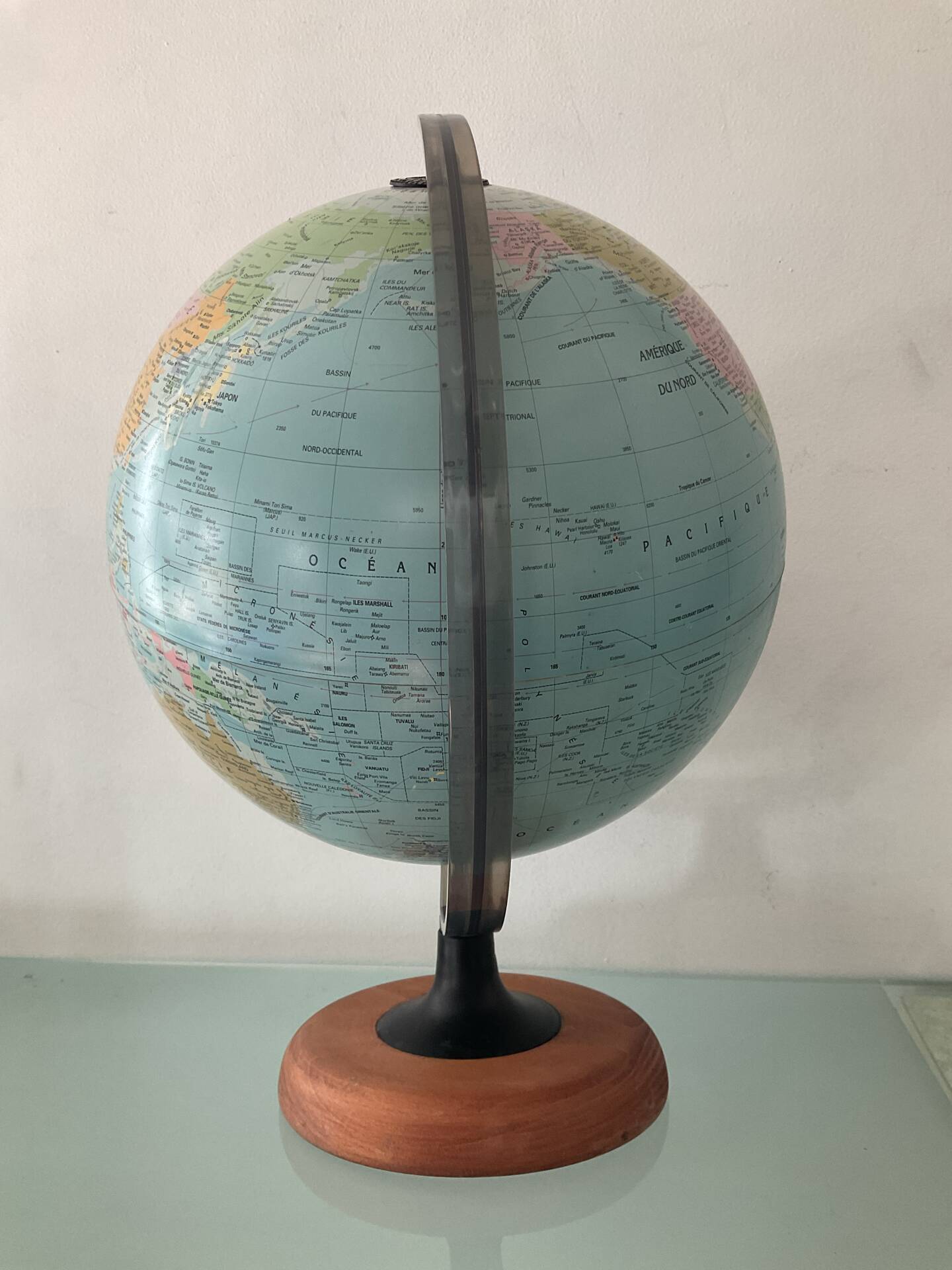 Globe terrestre vintage des années 70-80