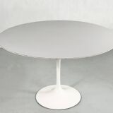 Tulip dining table by Eero Saarinen for Knoll International - 1960s