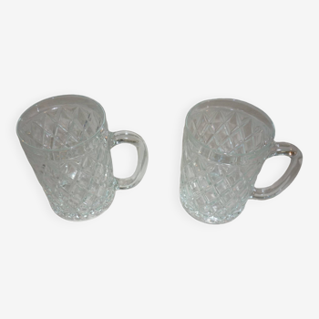 2 diamond-shaped glass beer mugs/glasses