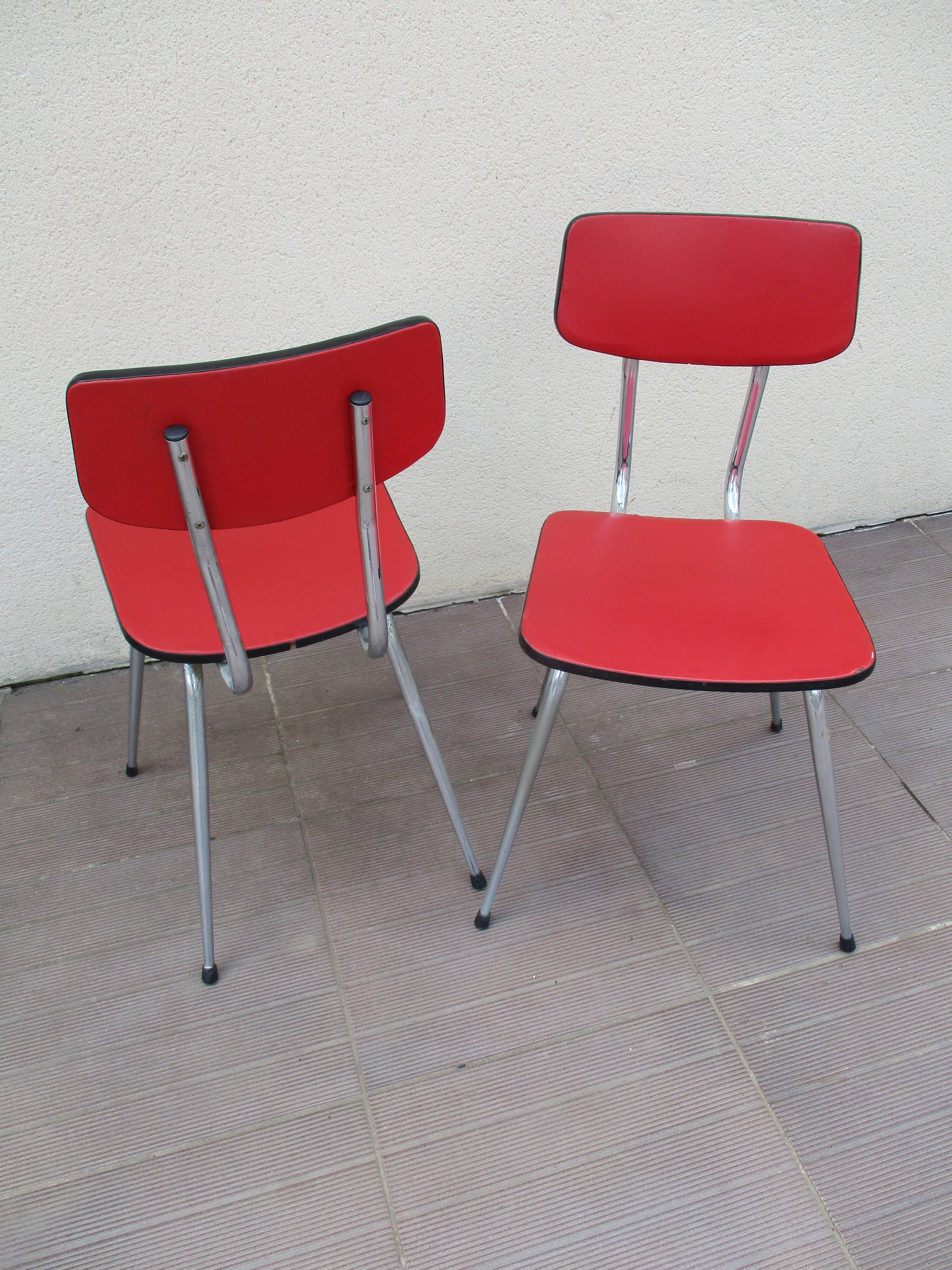 2 red chairs vintage