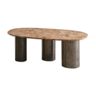 Coffee table in marble and steel