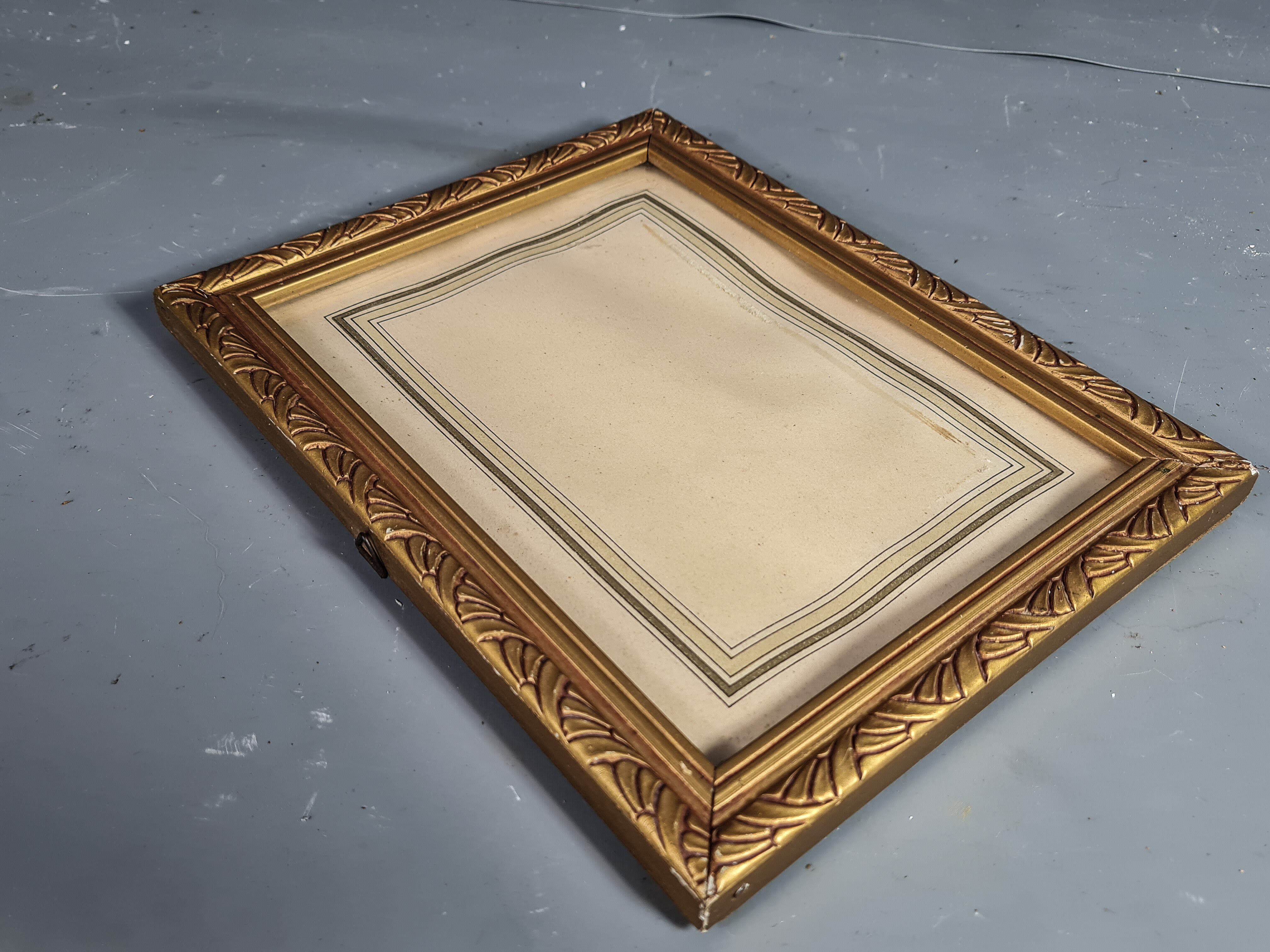 Old frame Art Deco gilded stucco wood 22.5x17.5 cm, foliage 14.9x19.9 cm SB