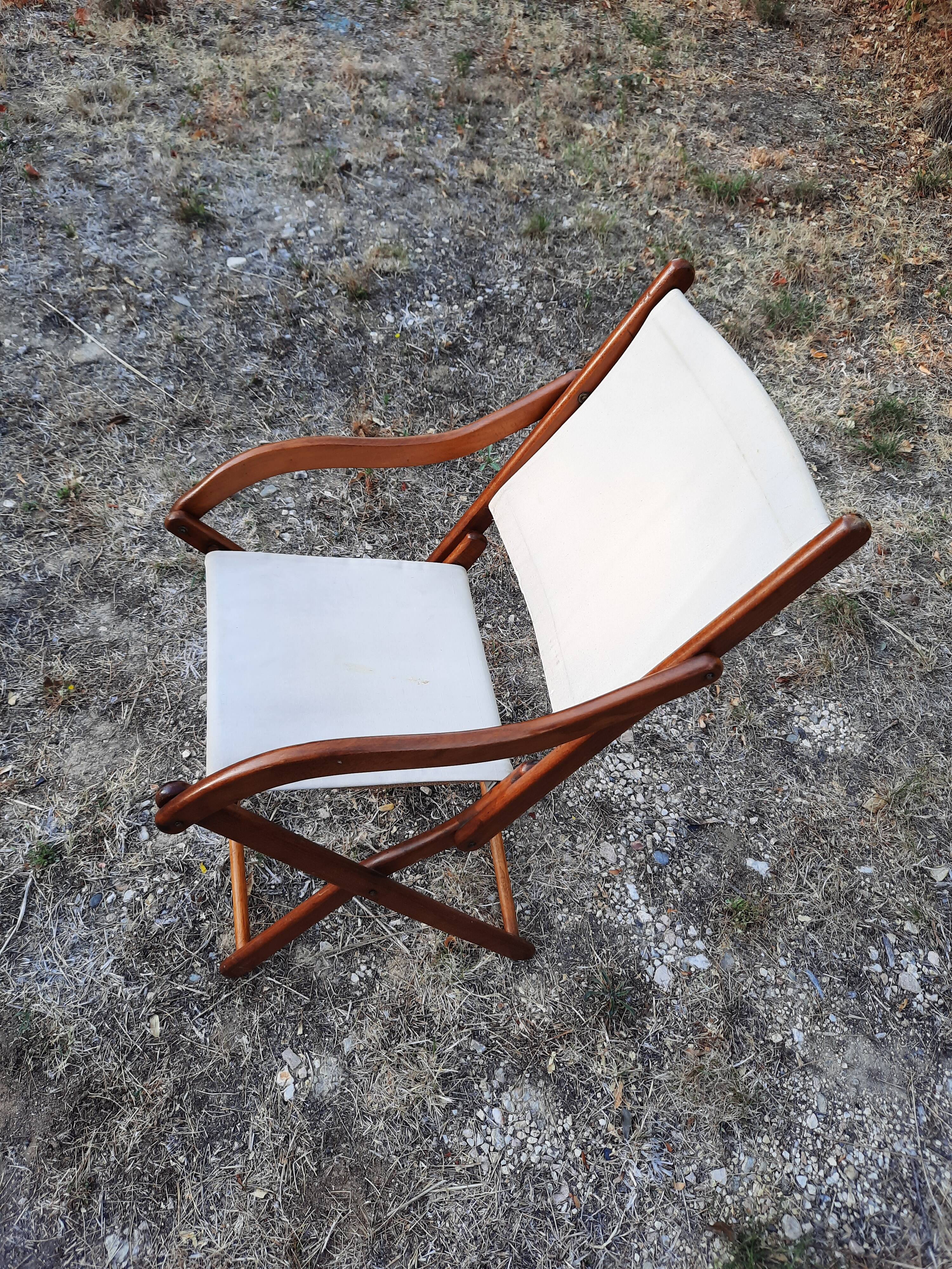 Old beach chair