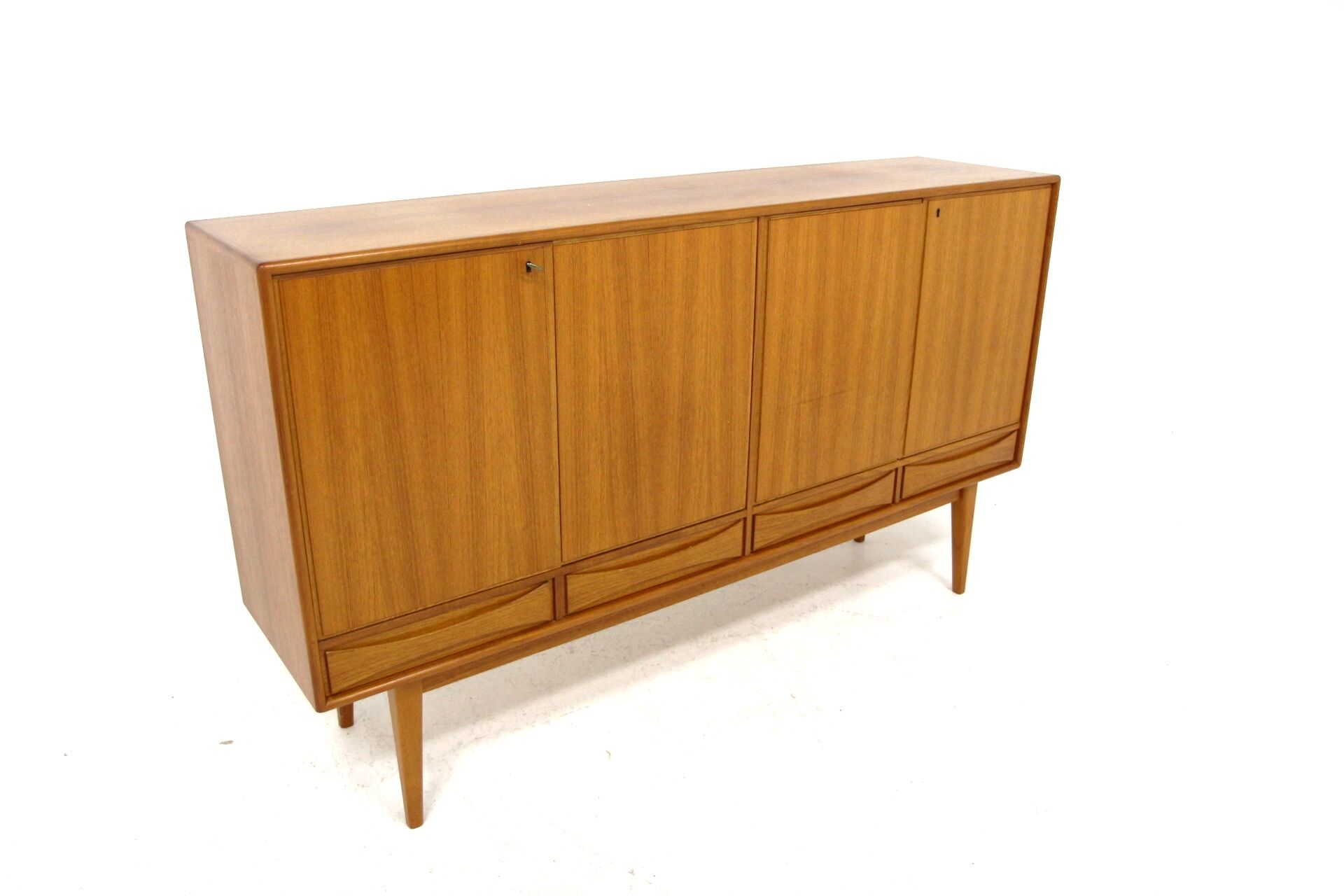 Scandinavian Teak enfilade Möbelfabriken Linden Sweden 1960