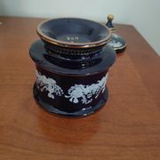Bonbonnière en porcelaine