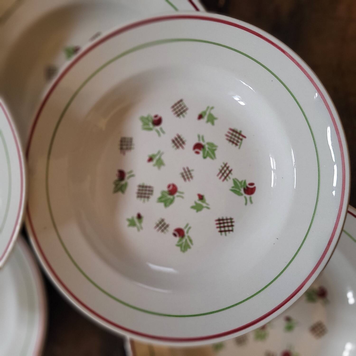 Floral pattern soup plates – 1950s