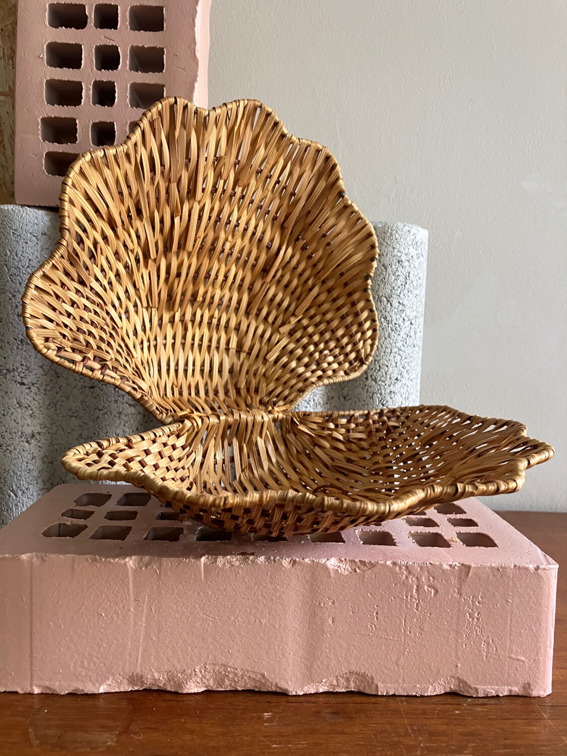 Shell jewelry box