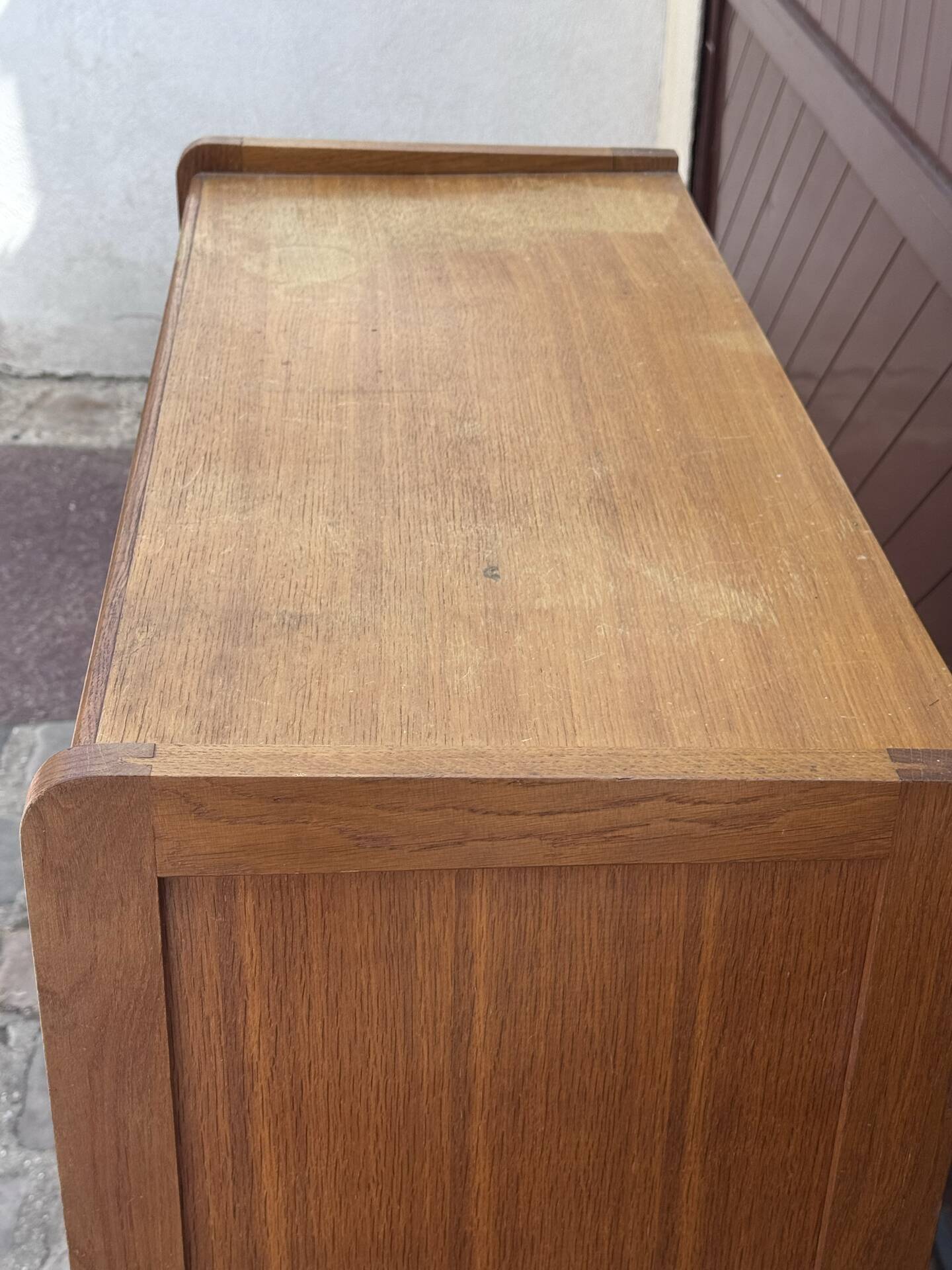 Glass cabinet