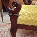 Paire de fauteuils en acajou à crosse XIX°
