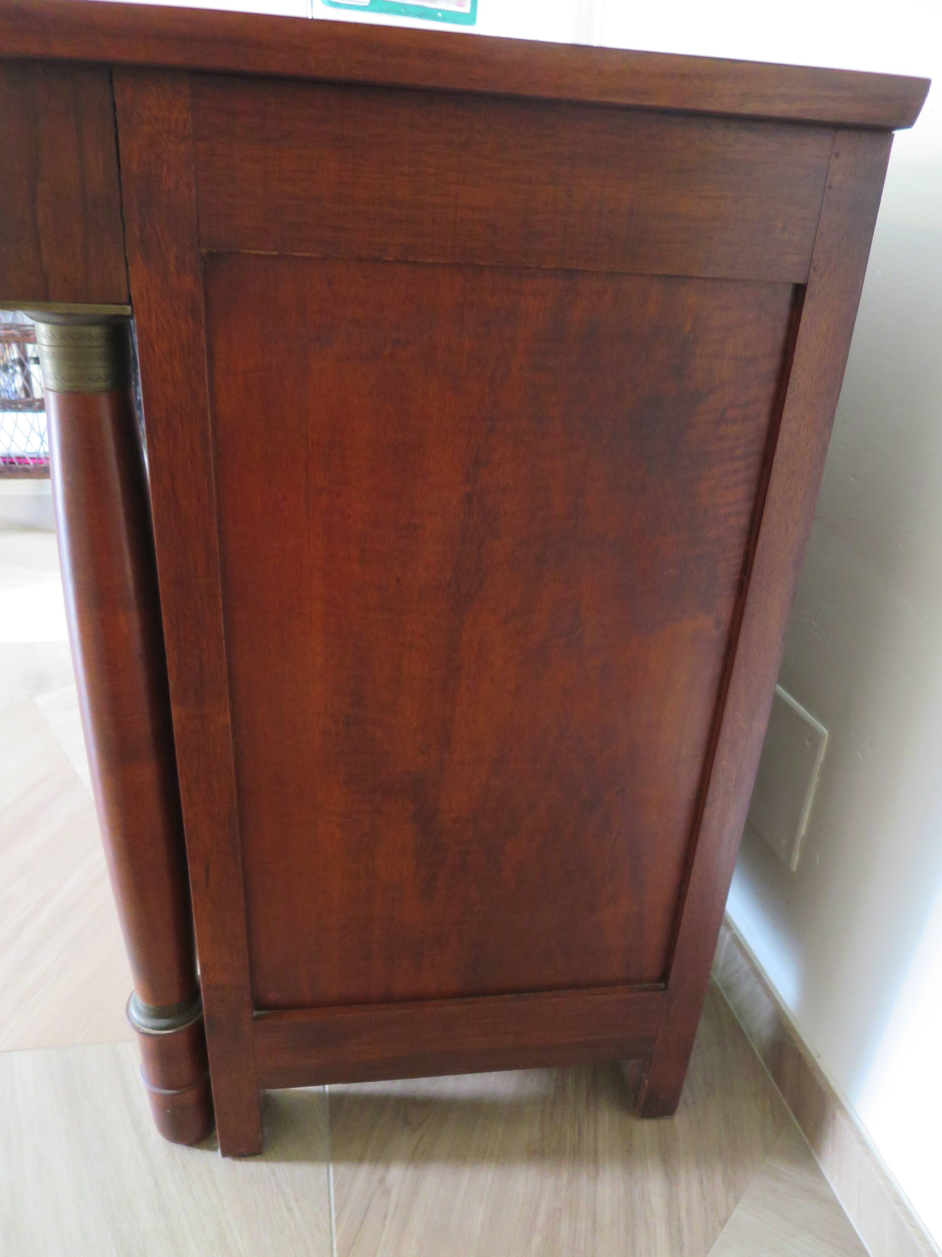 4-drawer chest of drawers - empire style - with detached columns - mahogany-bronze stain