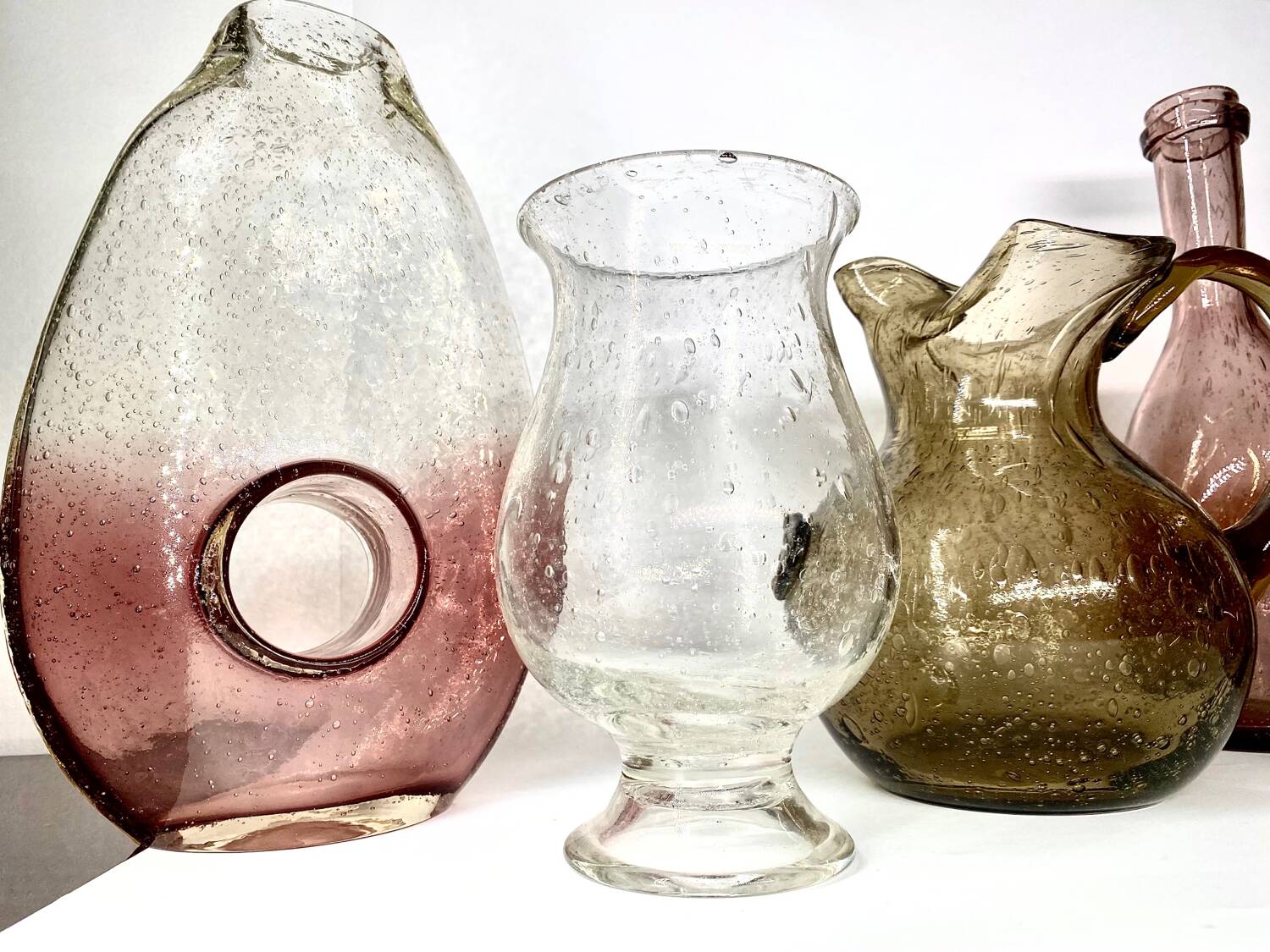 Large lot of Biot pitchers et vases