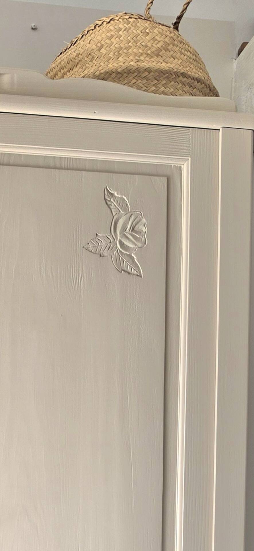 Armoire