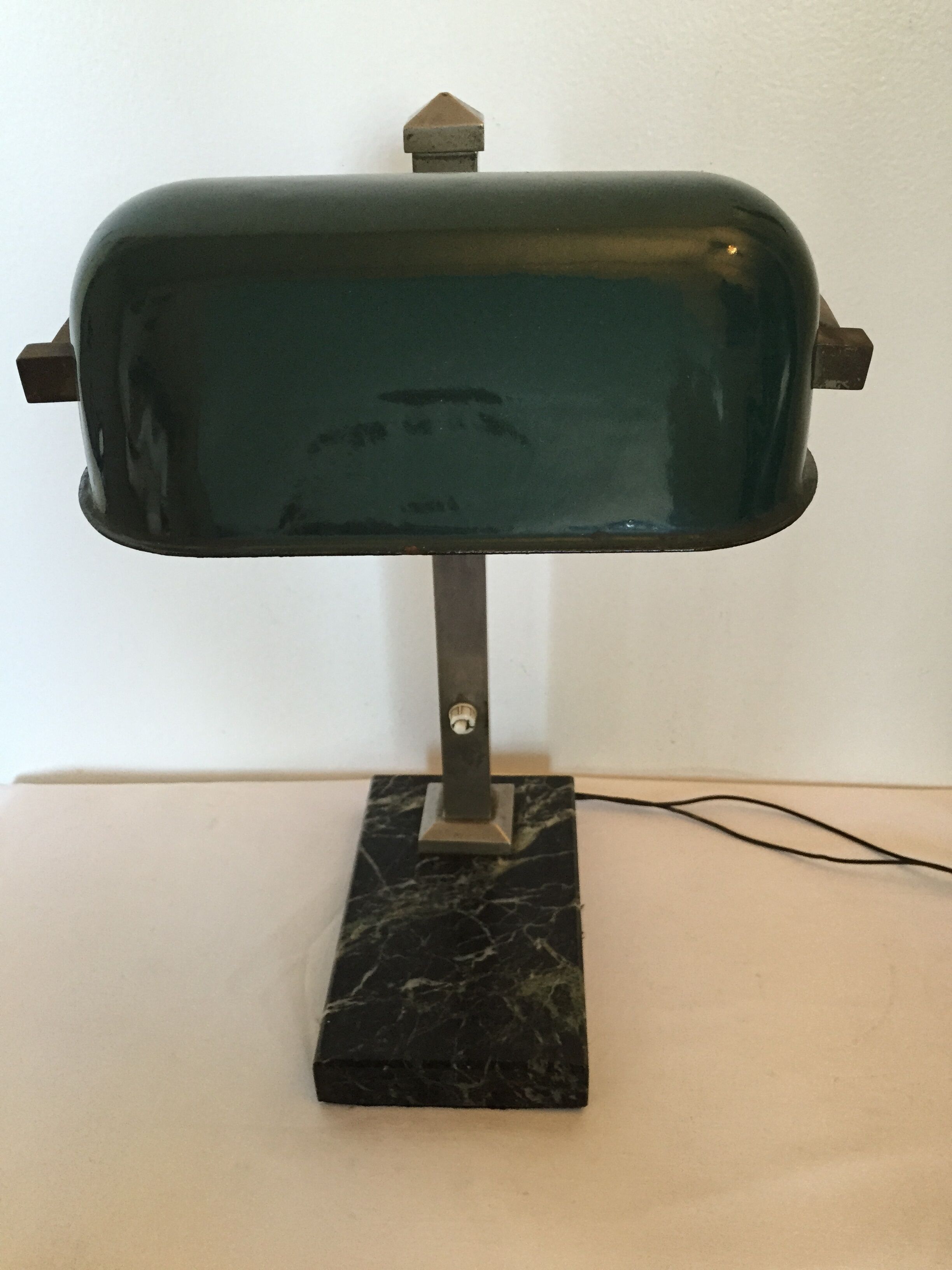 Lamp of notary or banker