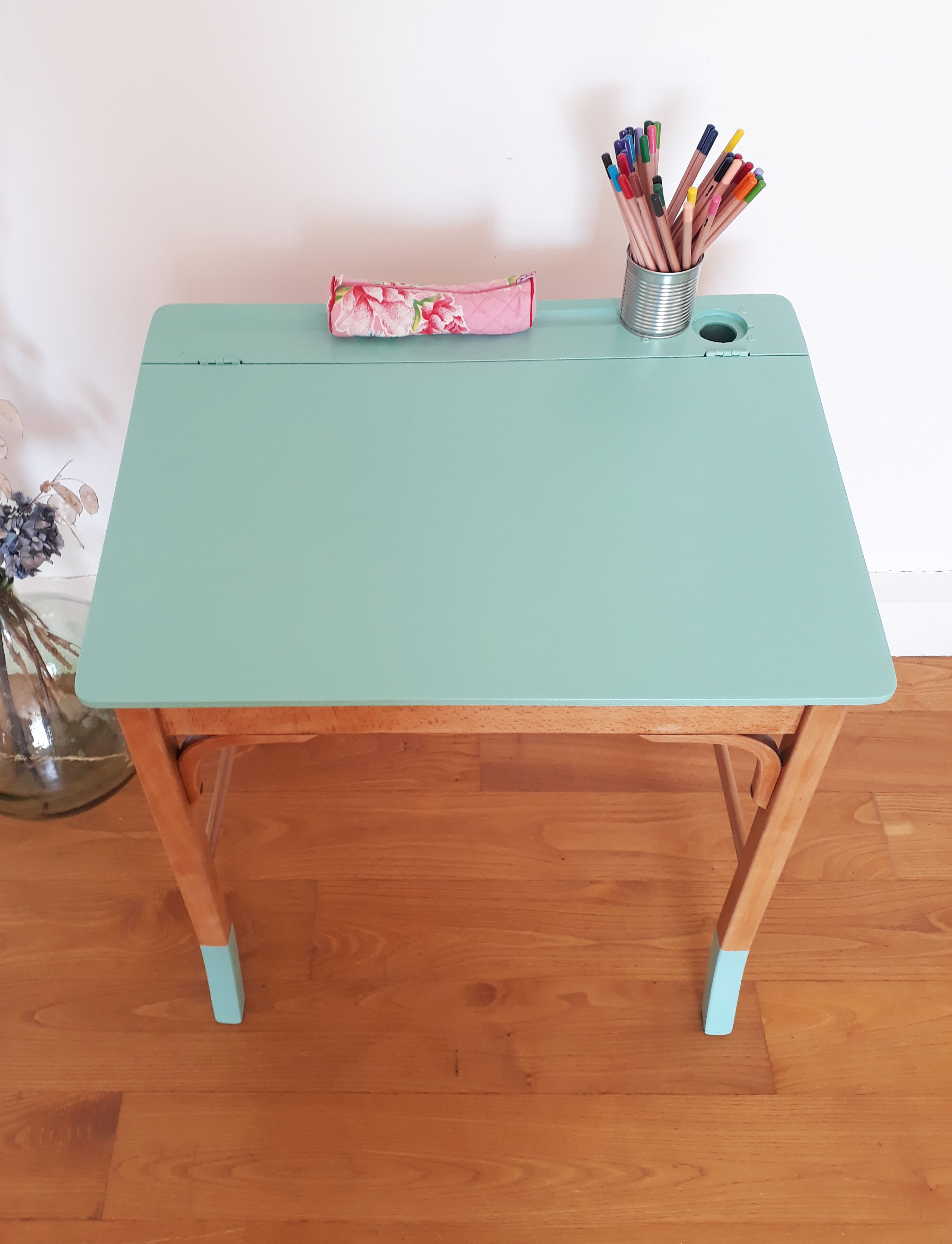 Bureau pupitre enfant Baumann années 50 vert