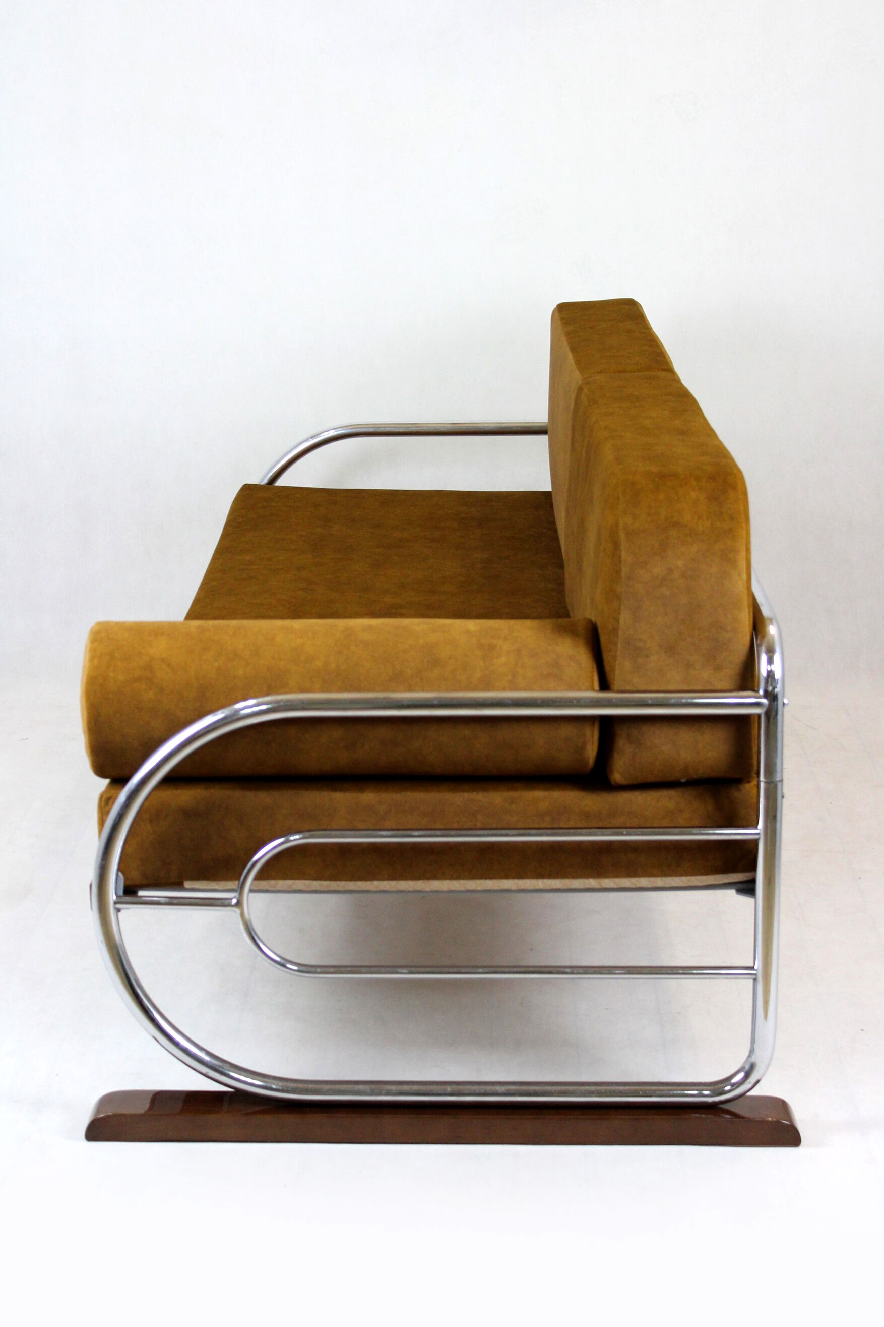 Bauhaus Tubular Chrome Steel Sofa from Hynek Gottwald, 1930s