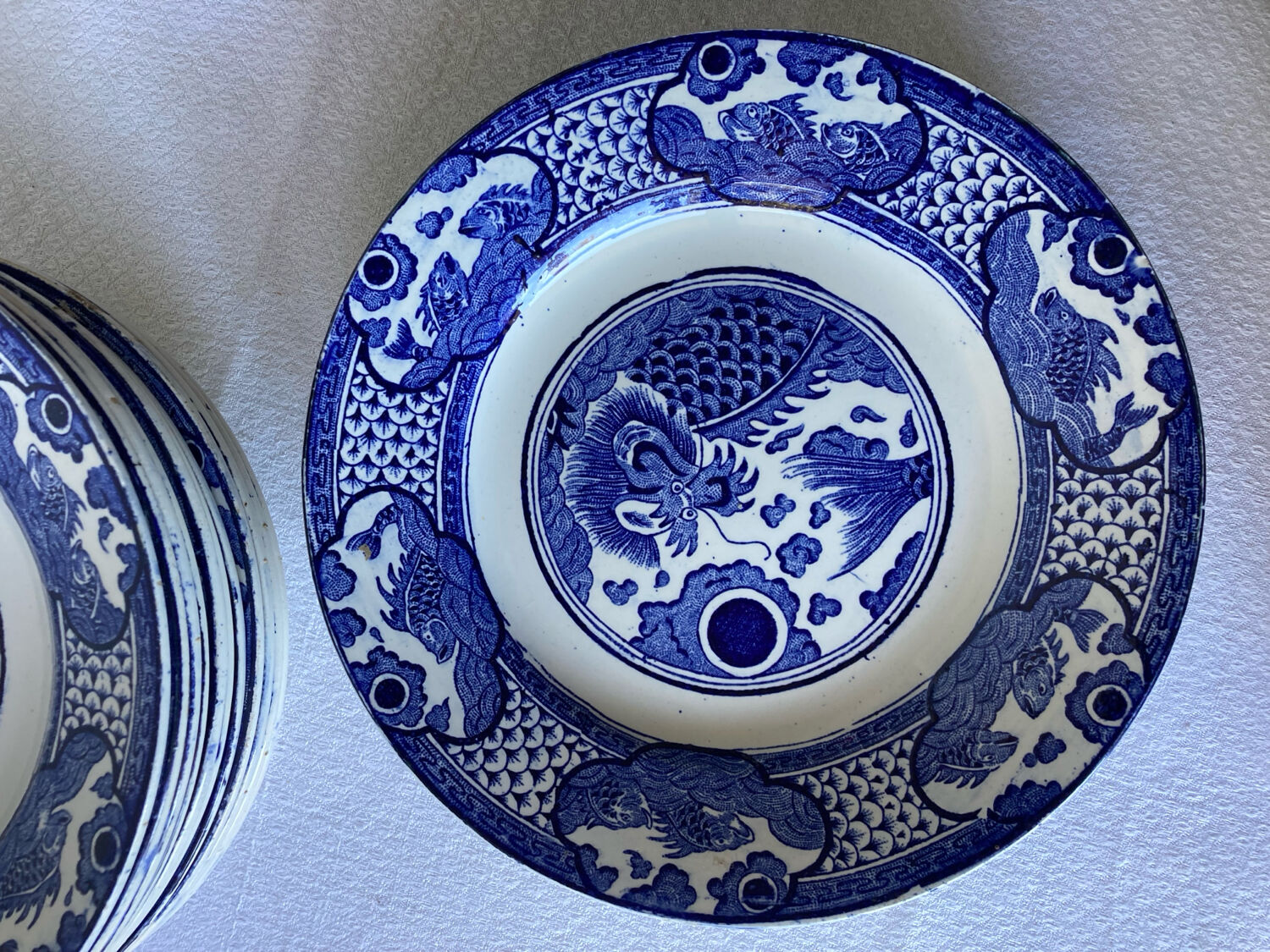 16 table plates Longwy, Fish model