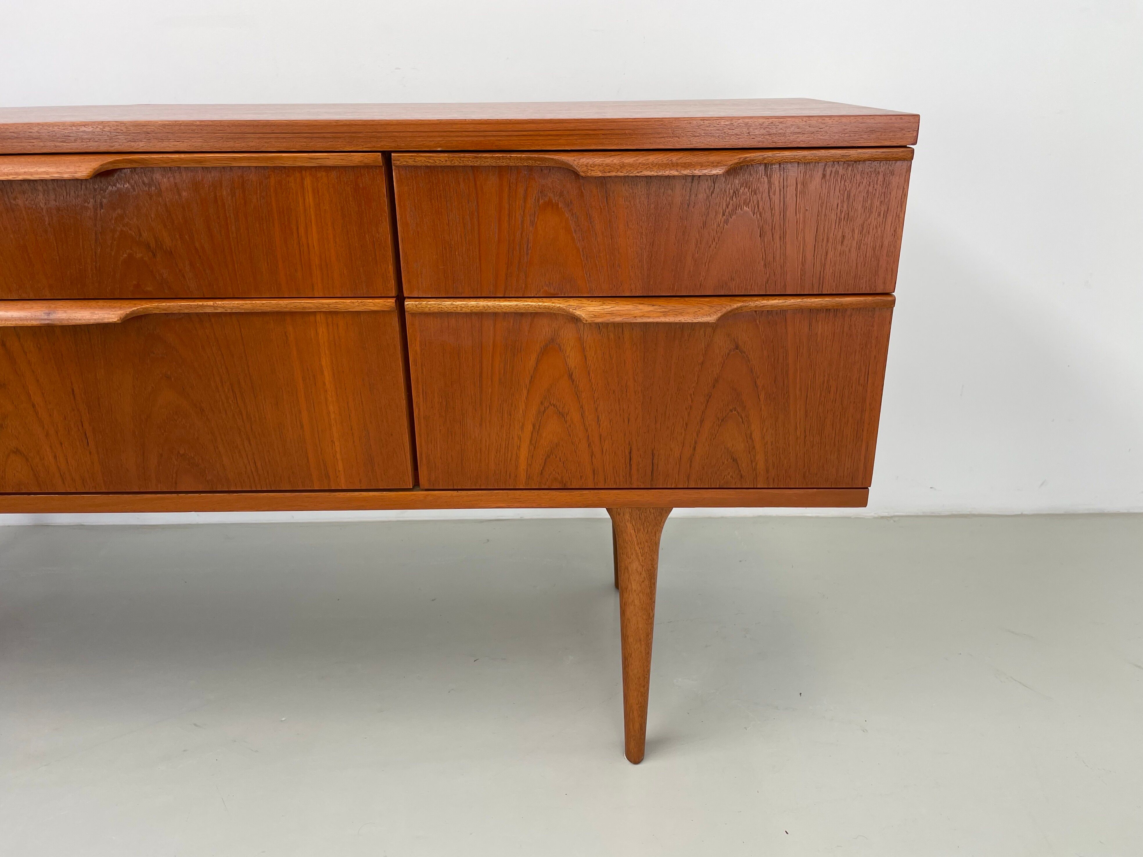 Sideboard Austinsuite 1960's