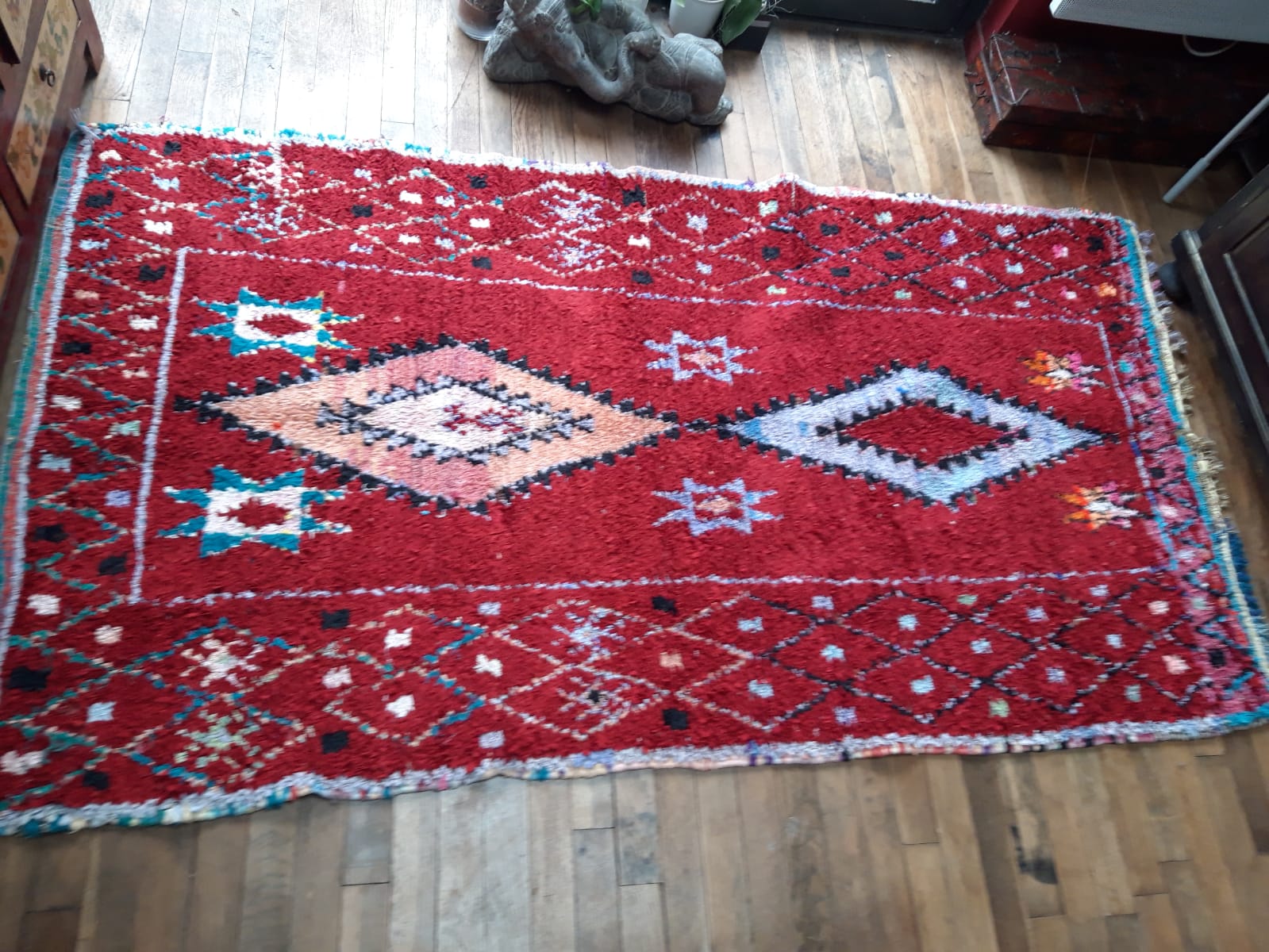 Ancient Berber carpet 125x225cm