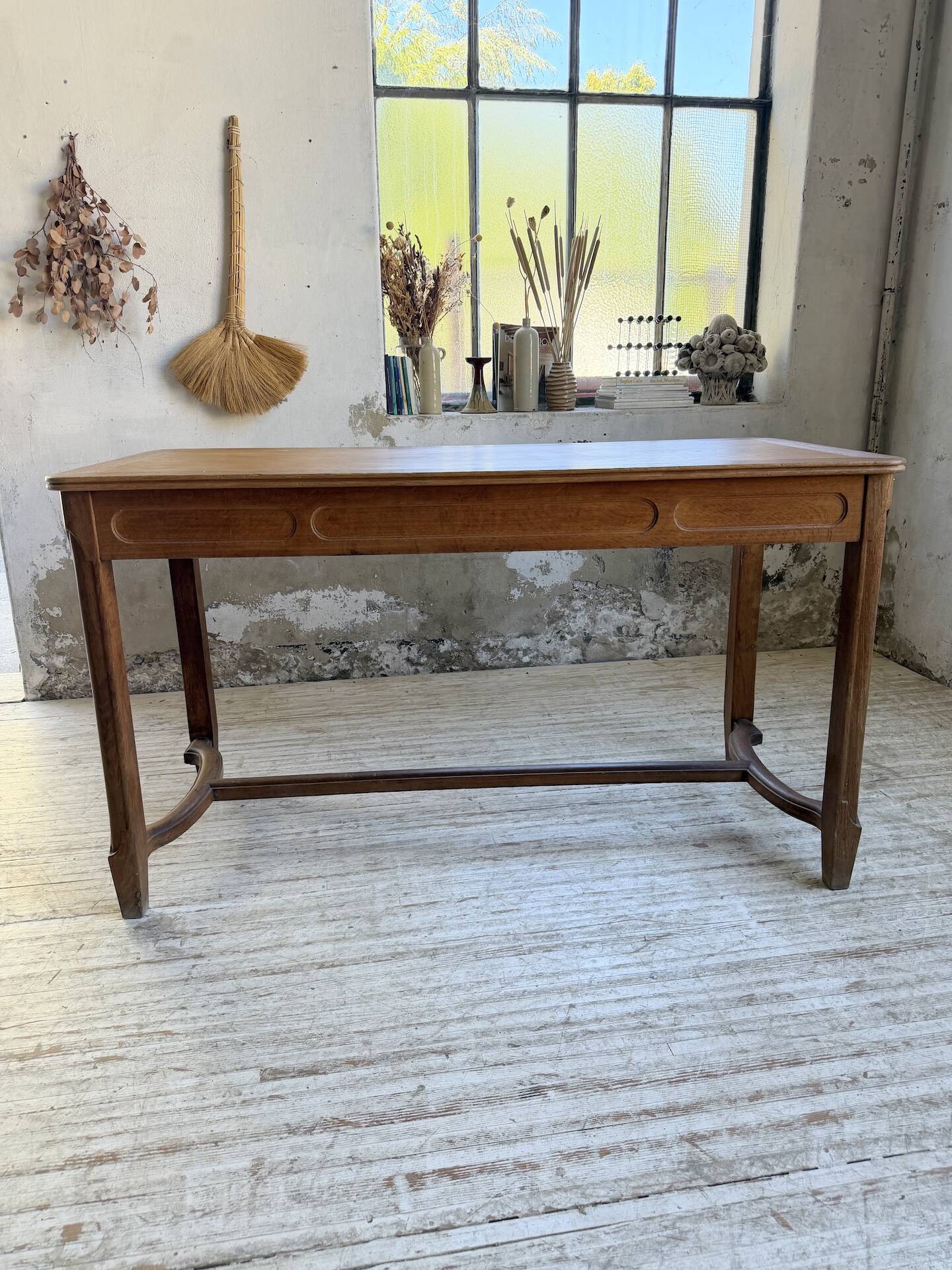 Desk - work table for a draper 1900 150cm