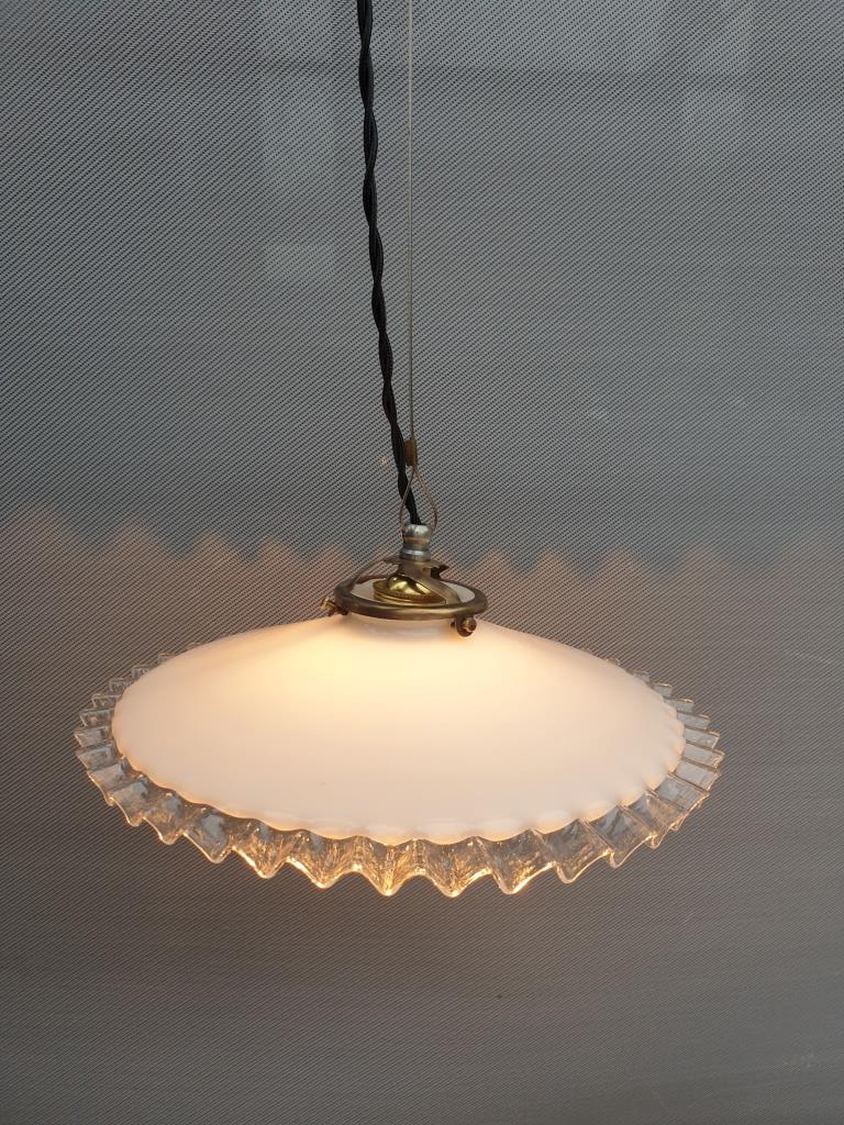 Art Deco ruffled opaline hanging