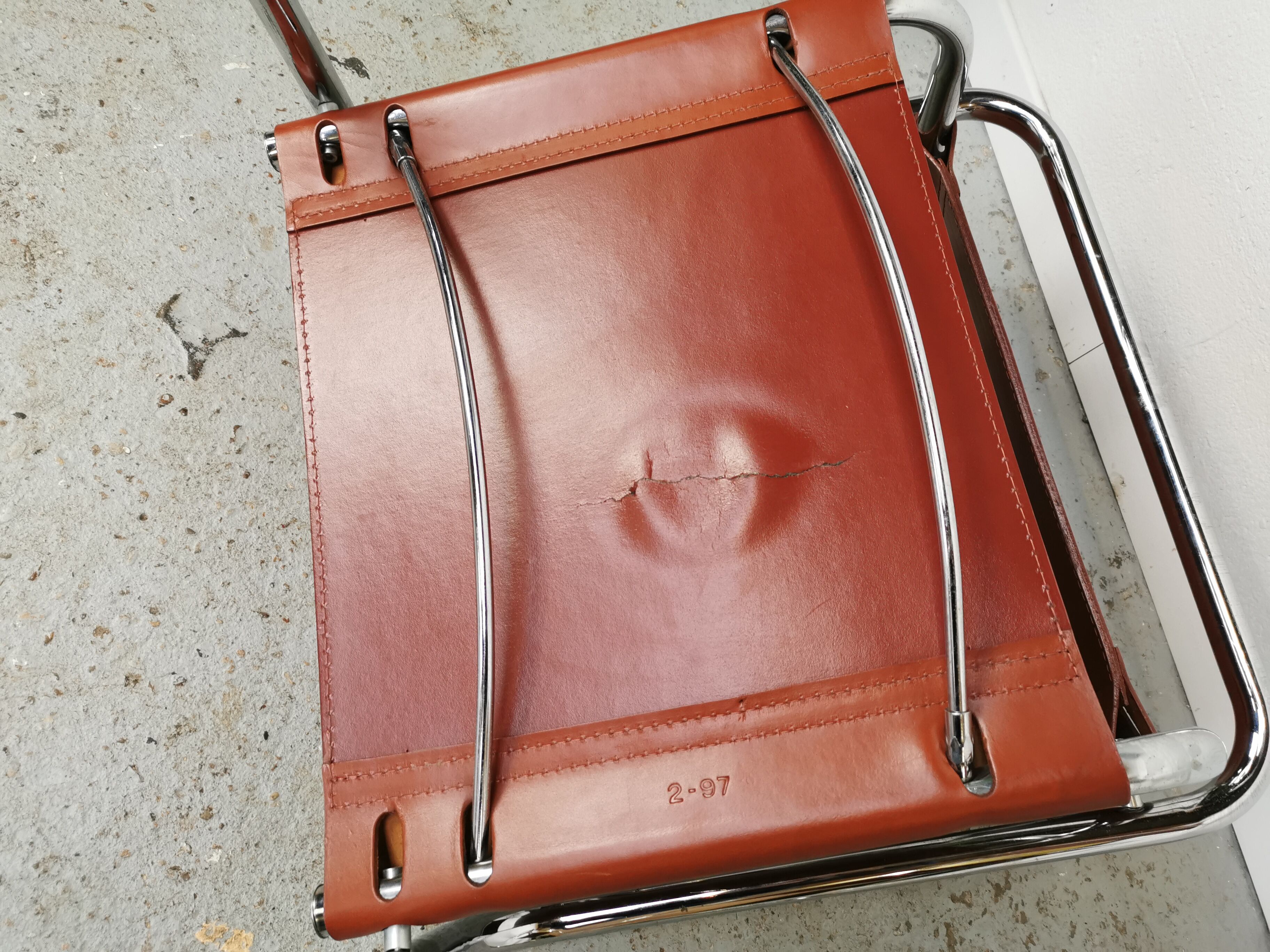 Vintage bauhaus leather and chrome chair