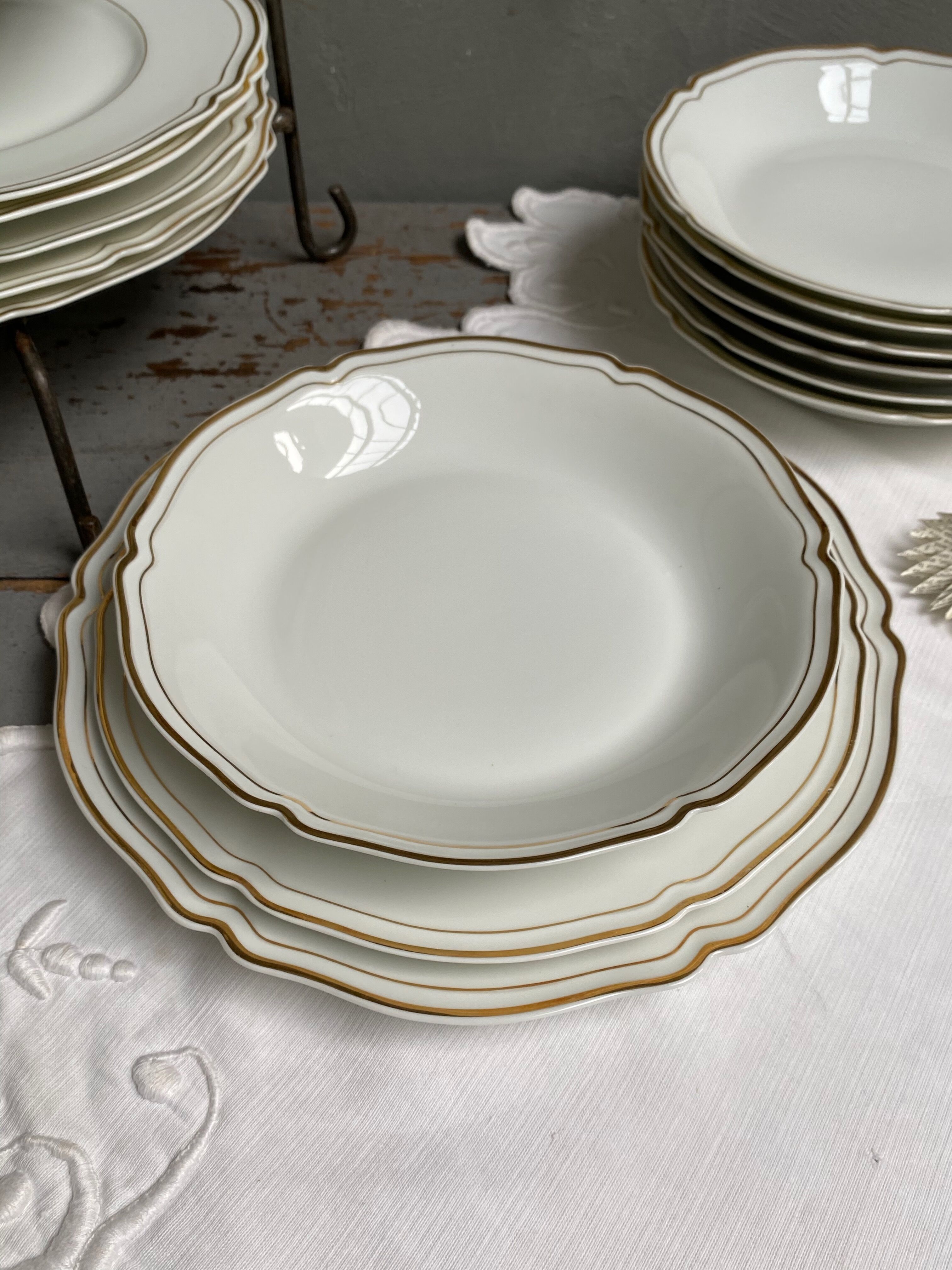 Hollow plates Limoges porcelain