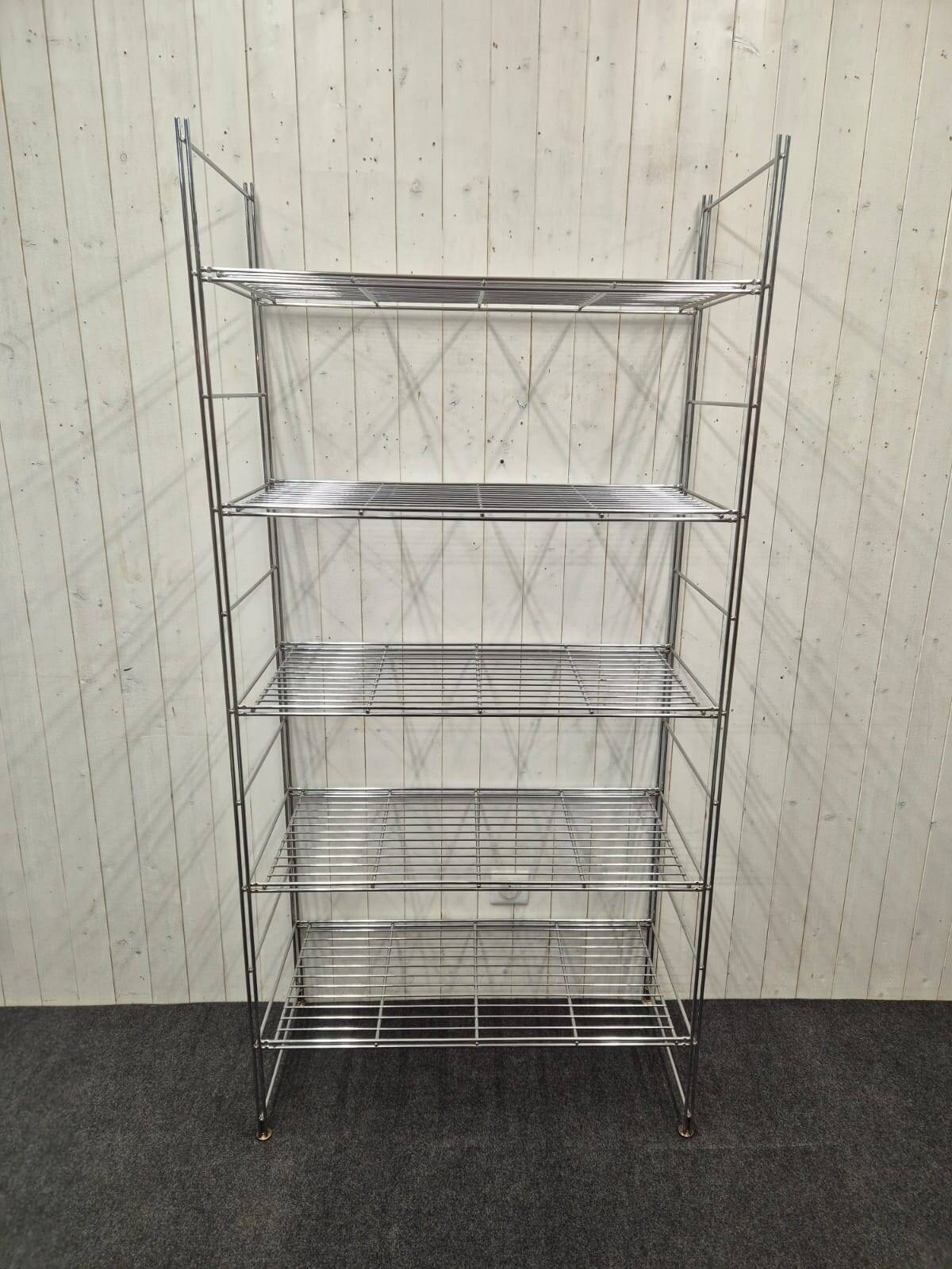 Étagère filaire vintage