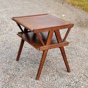 Table d’appoint vintage des années 50 en hêtre chêne et peuplier pieds compas