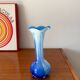 Vase en opaline bleu Tie & Dye design années 50-60