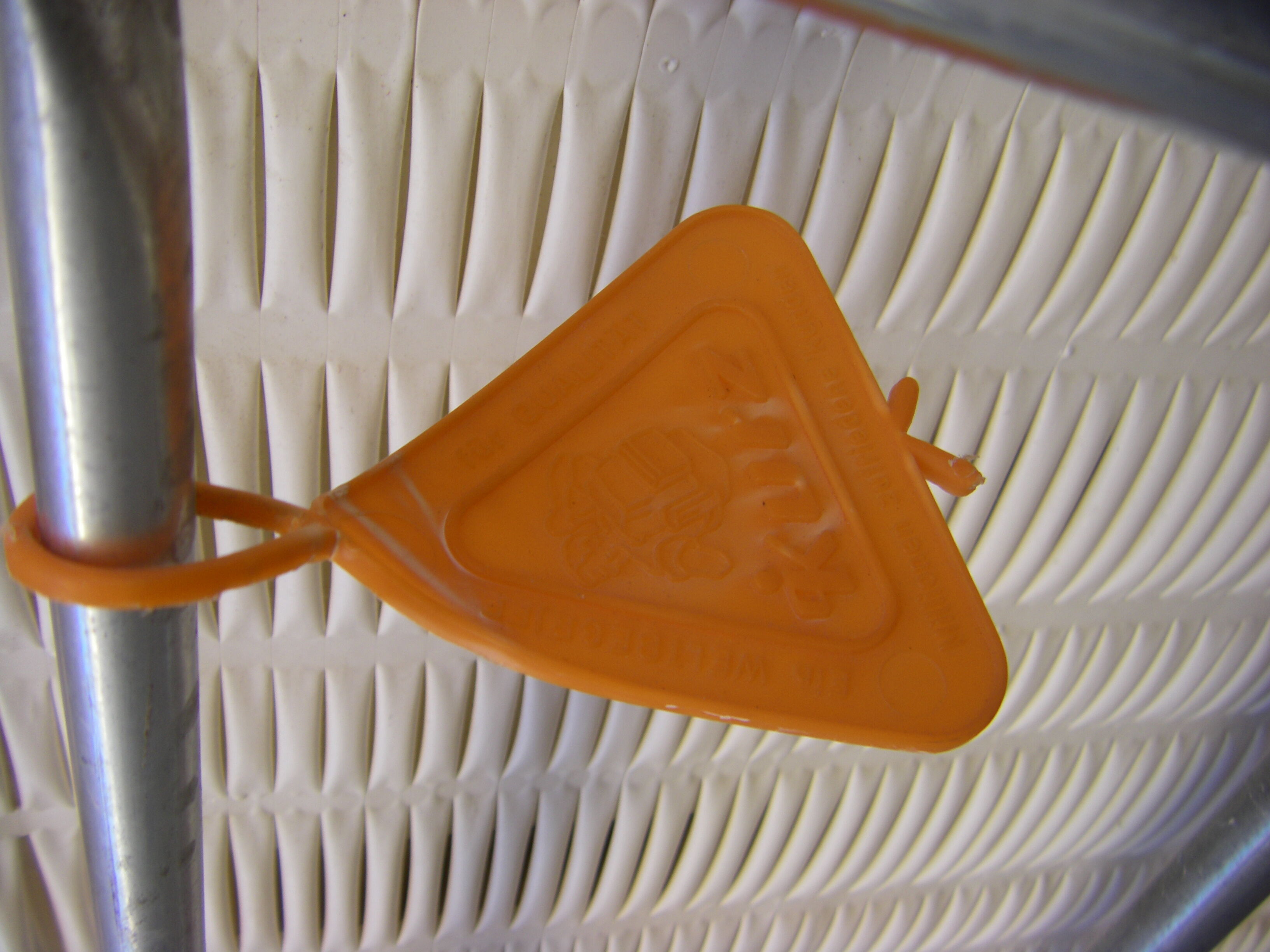 Vintage sunbathing chair