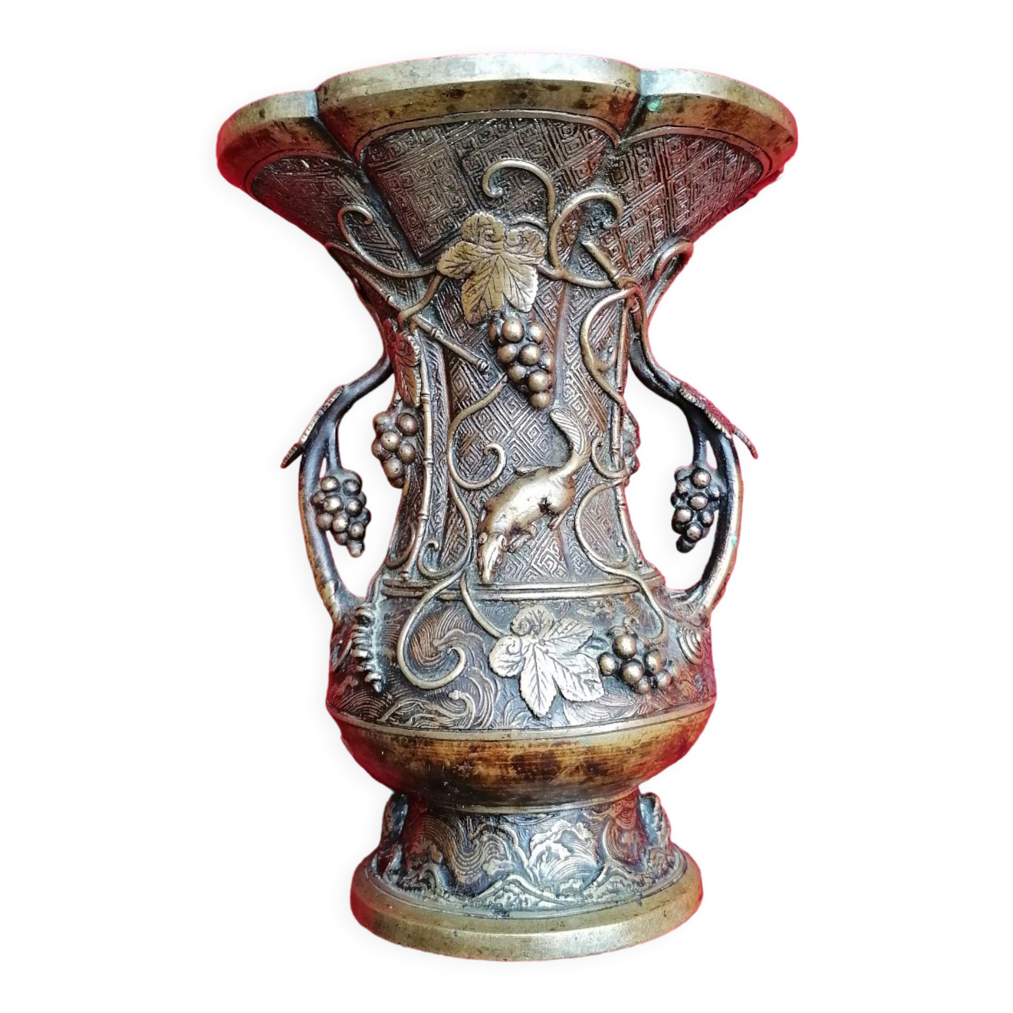 Chinese polylobed vase bronze