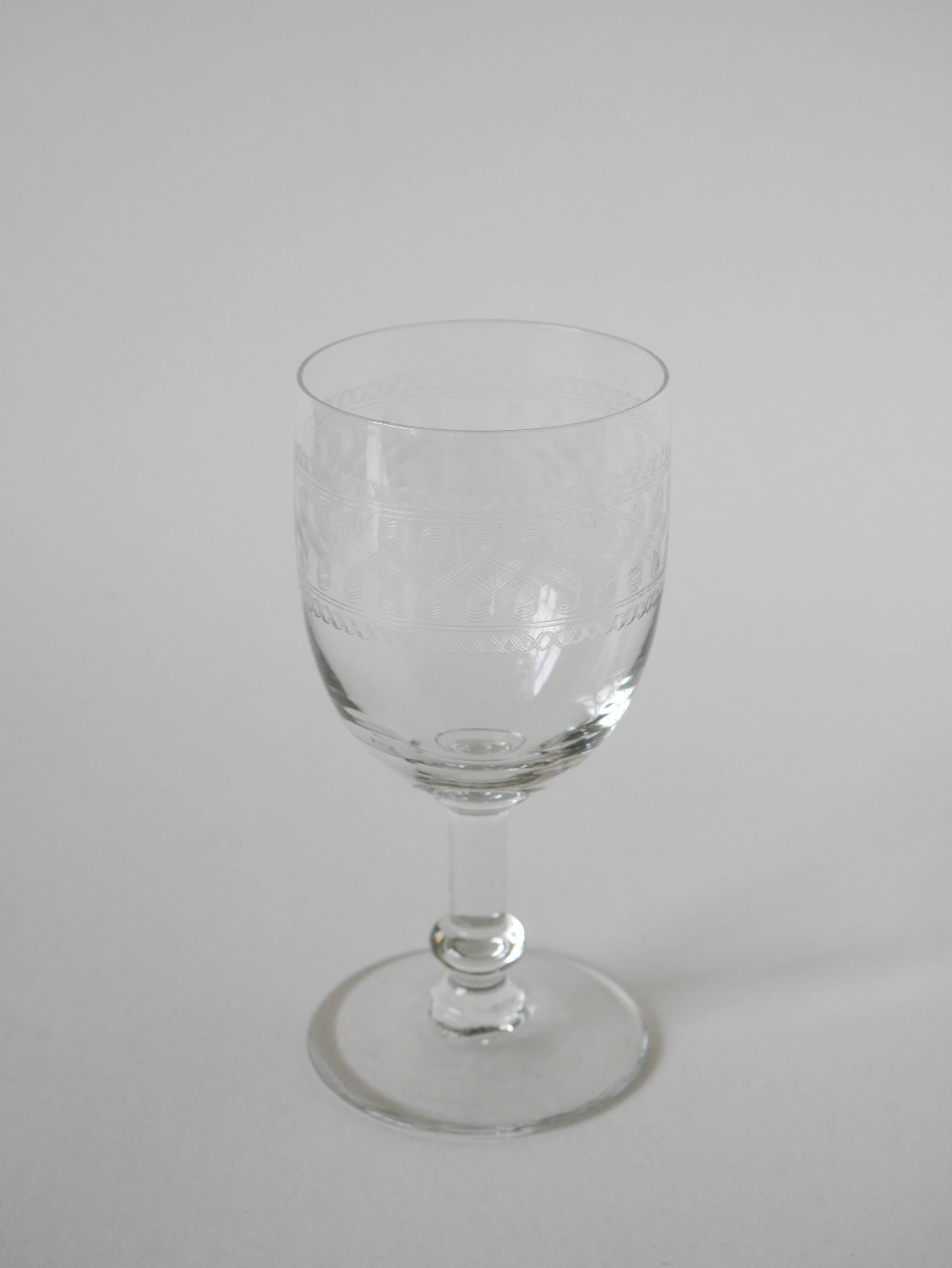 Set of 9 old wine glasses engraved in blown glass, early 20th century