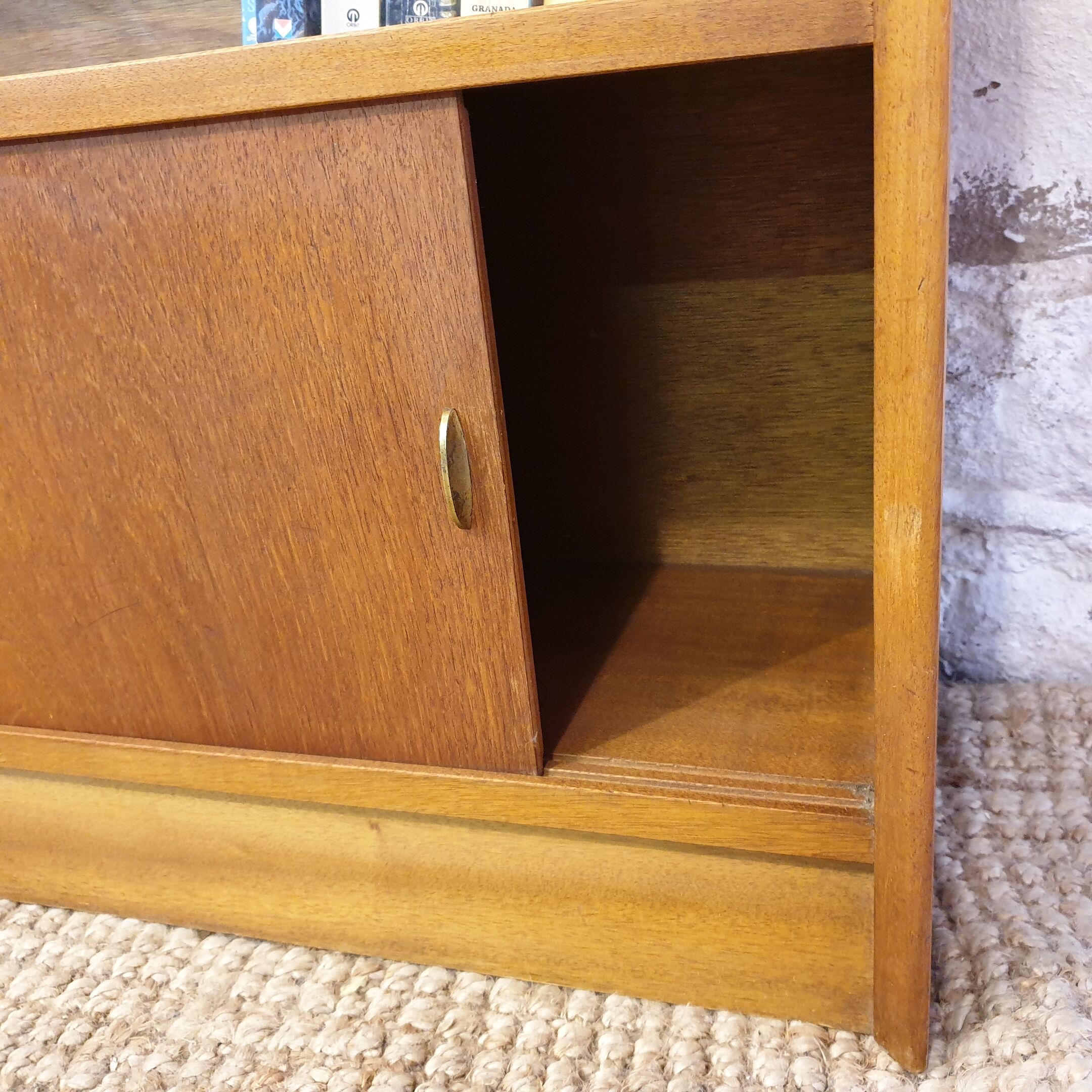 Bibliothèque en teck Herbert Gibbs 1950 's