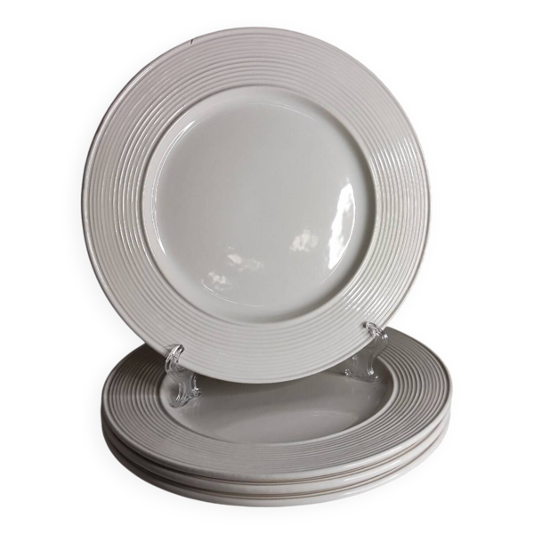 Assiettes plates vintage en porcelaine