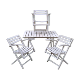 Folding wooden garden furniture