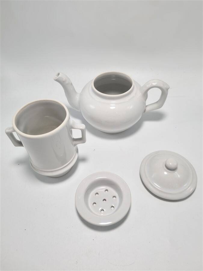 Small coffee maker