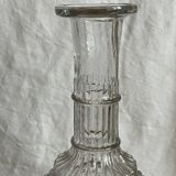 Carafe à vin en verre ciselé  transparent vintage