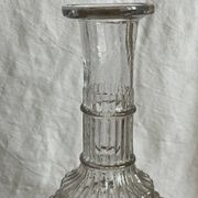 Carafe à vin en verre ciselé  transparent vintage