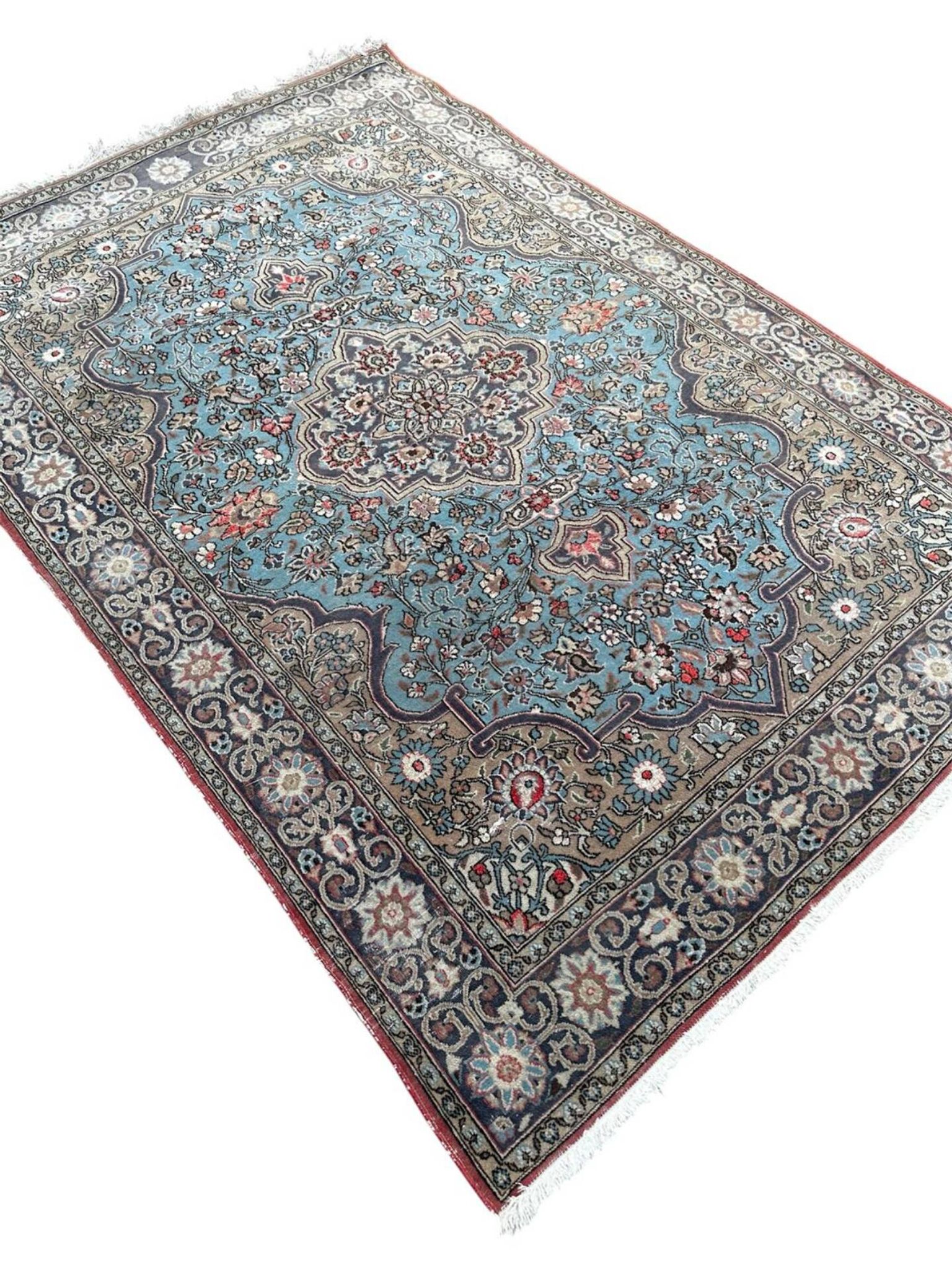 Tapis persan fait main