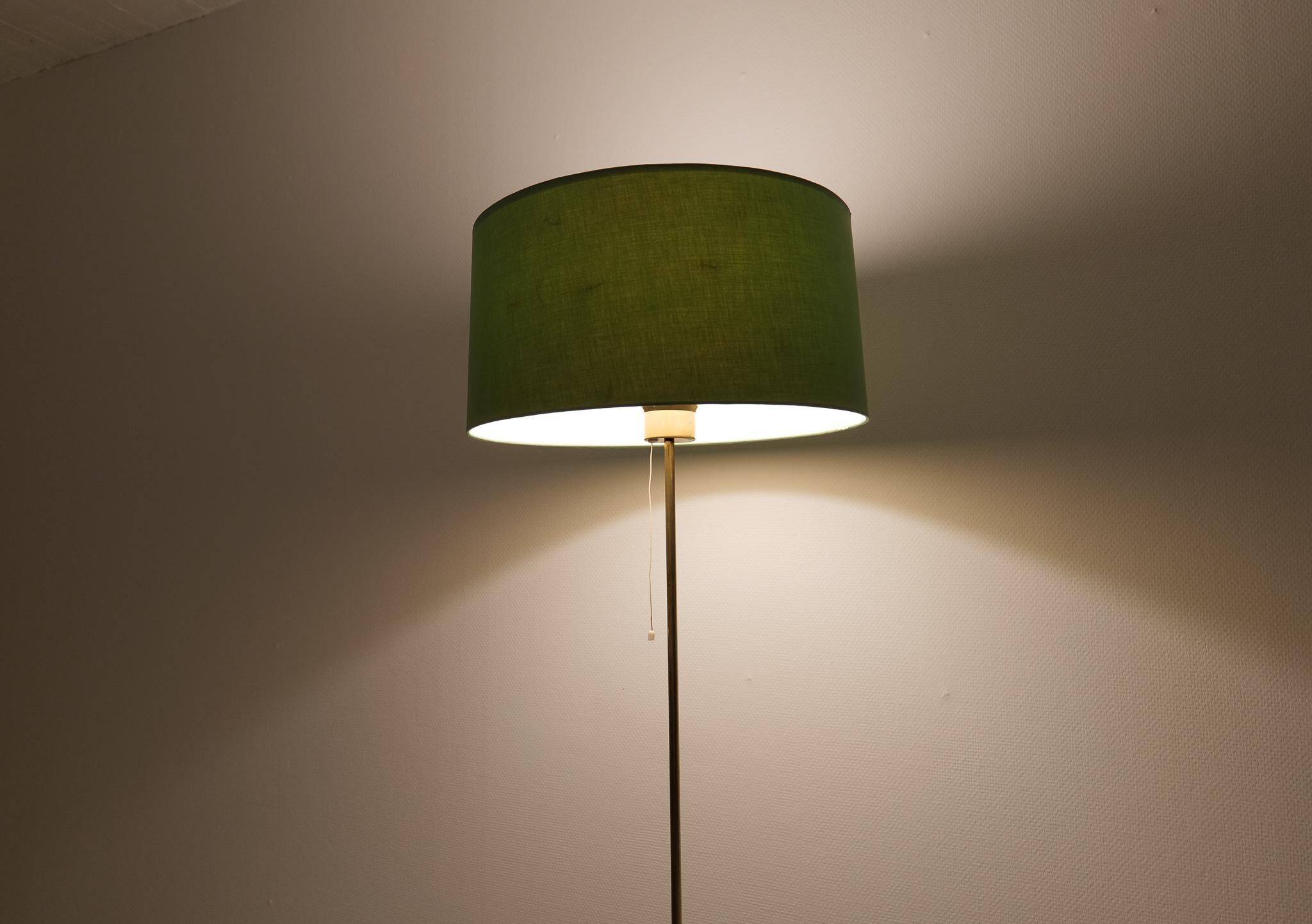 Mid-century brass floor lamp Bergboms G-024, Sweden, 1960s