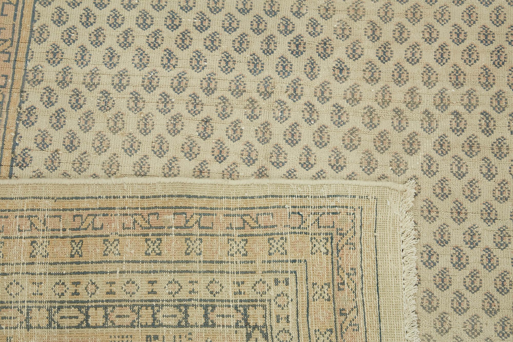 Handmade oriental contemporary 1980s 285 cm x 370 cm beige wool carpet