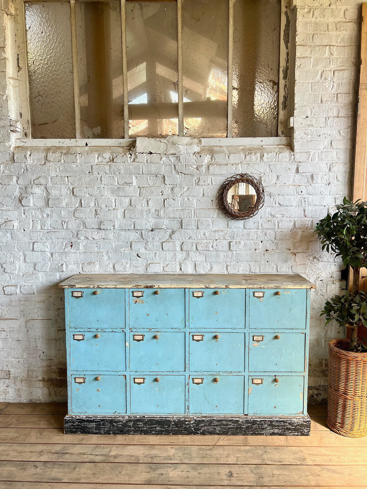 Old workshop cabinet with flaps, original patina.
