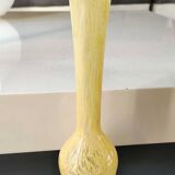 Murano-style single-flower vase. Speckled in yellow tones. Height 28 cm
