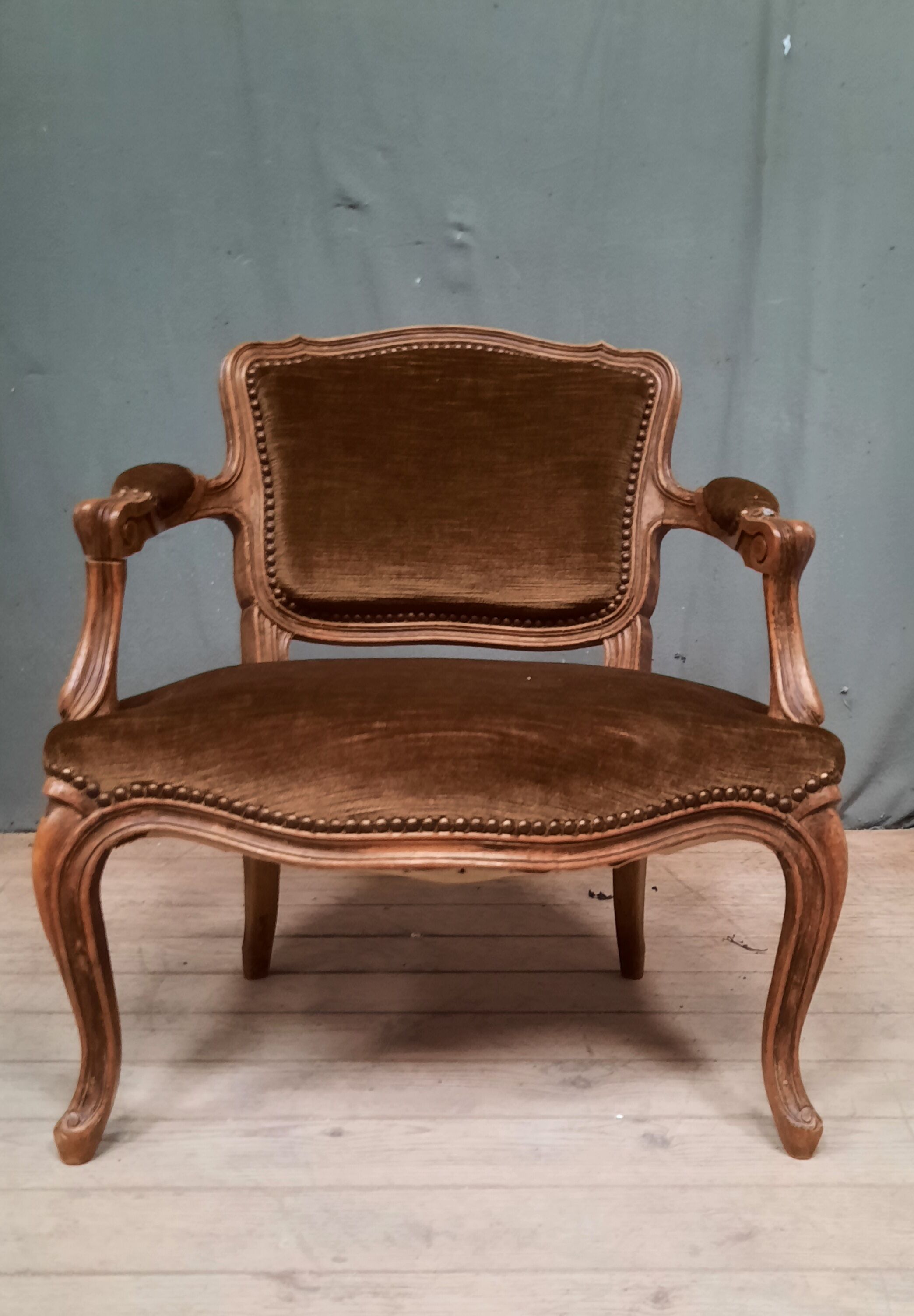 Louis XV style convertible armchair